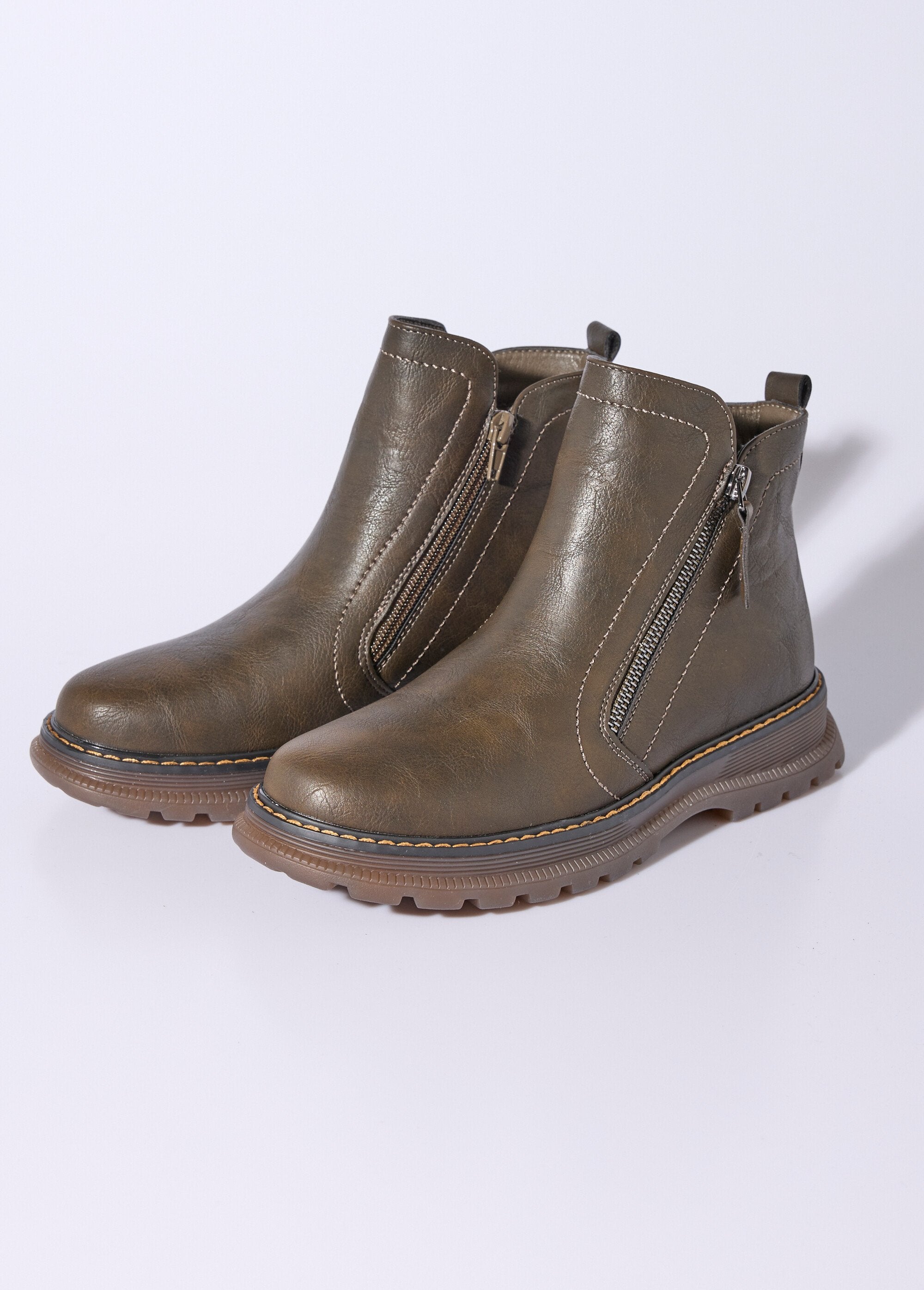 Zipped_boots_with_contrasting_stitching_Khaki_DE1_slim
