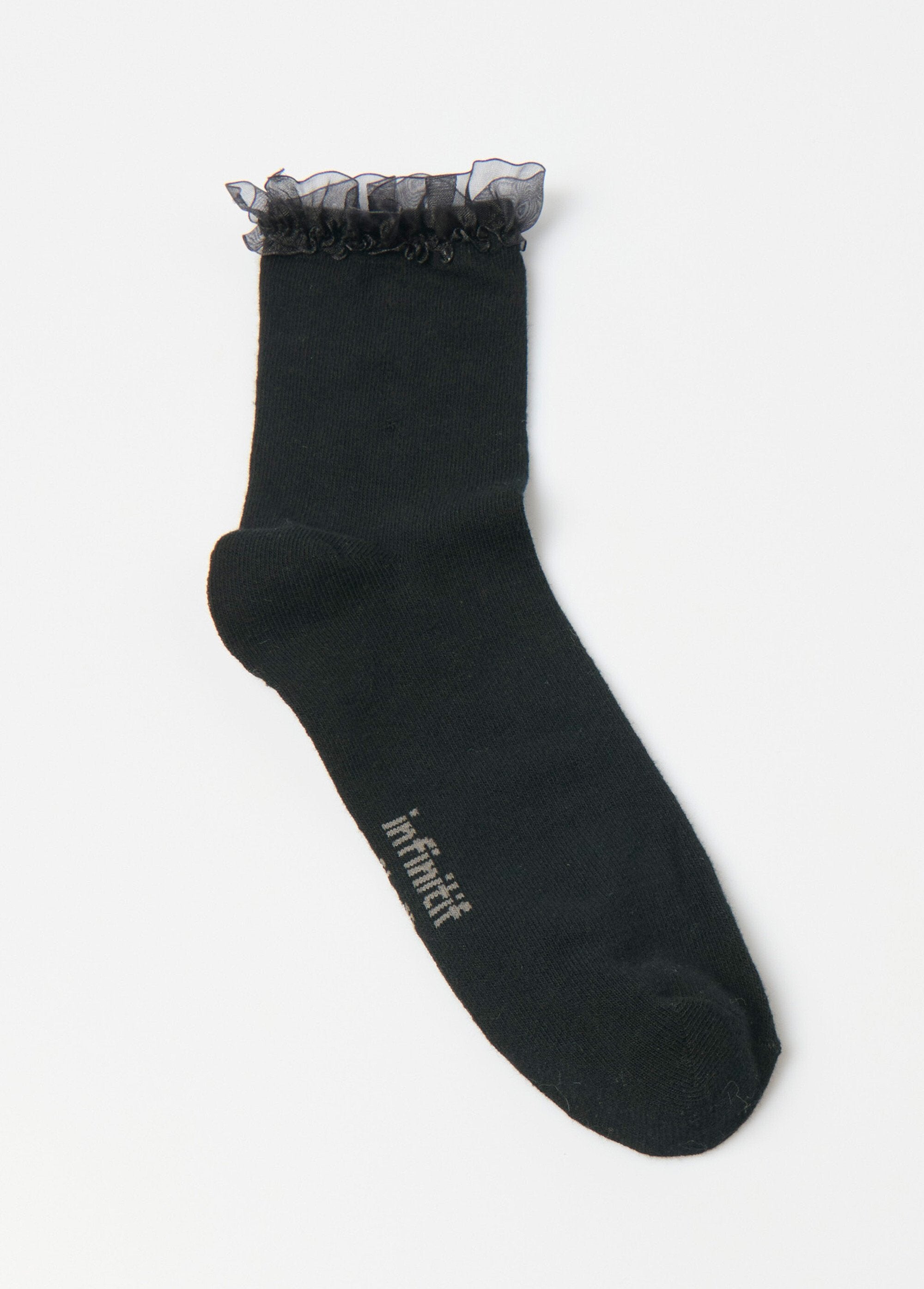 Lace_edge_socks_Black_DE1_slim
