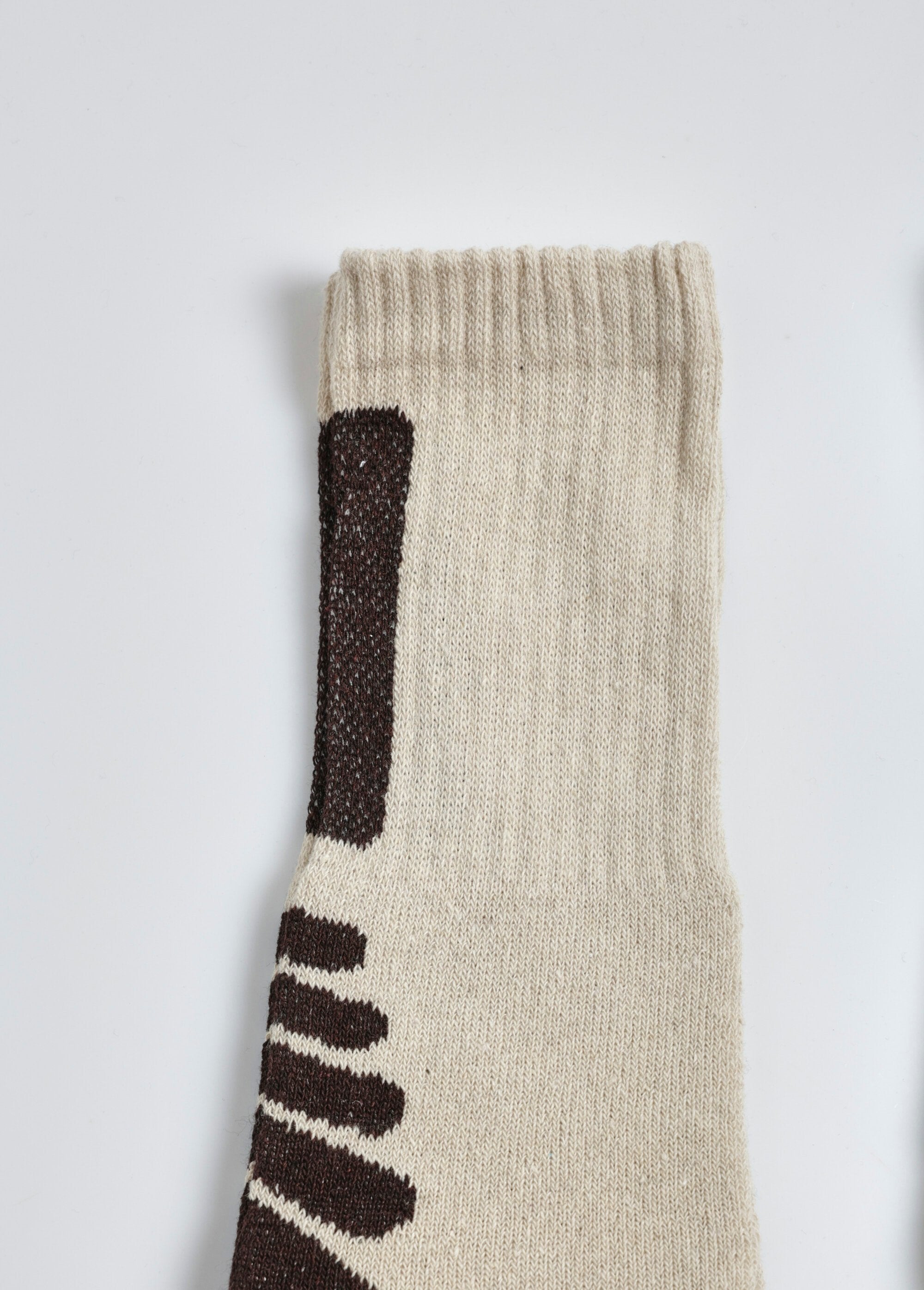 Pack_of_3_comfortable_hiking_socks_Assorted_beige_DE2_slim