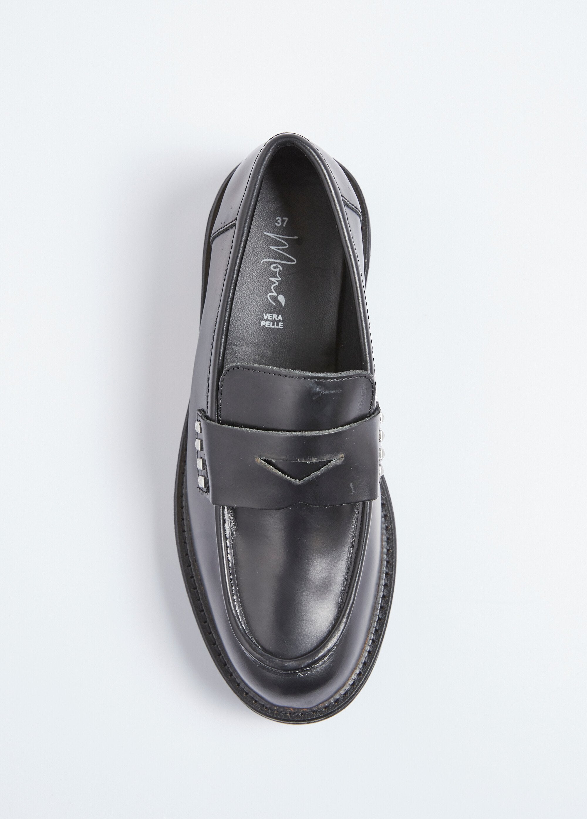 Leather_loafers_with_thick,_notched_sole_Black_OV1_slim