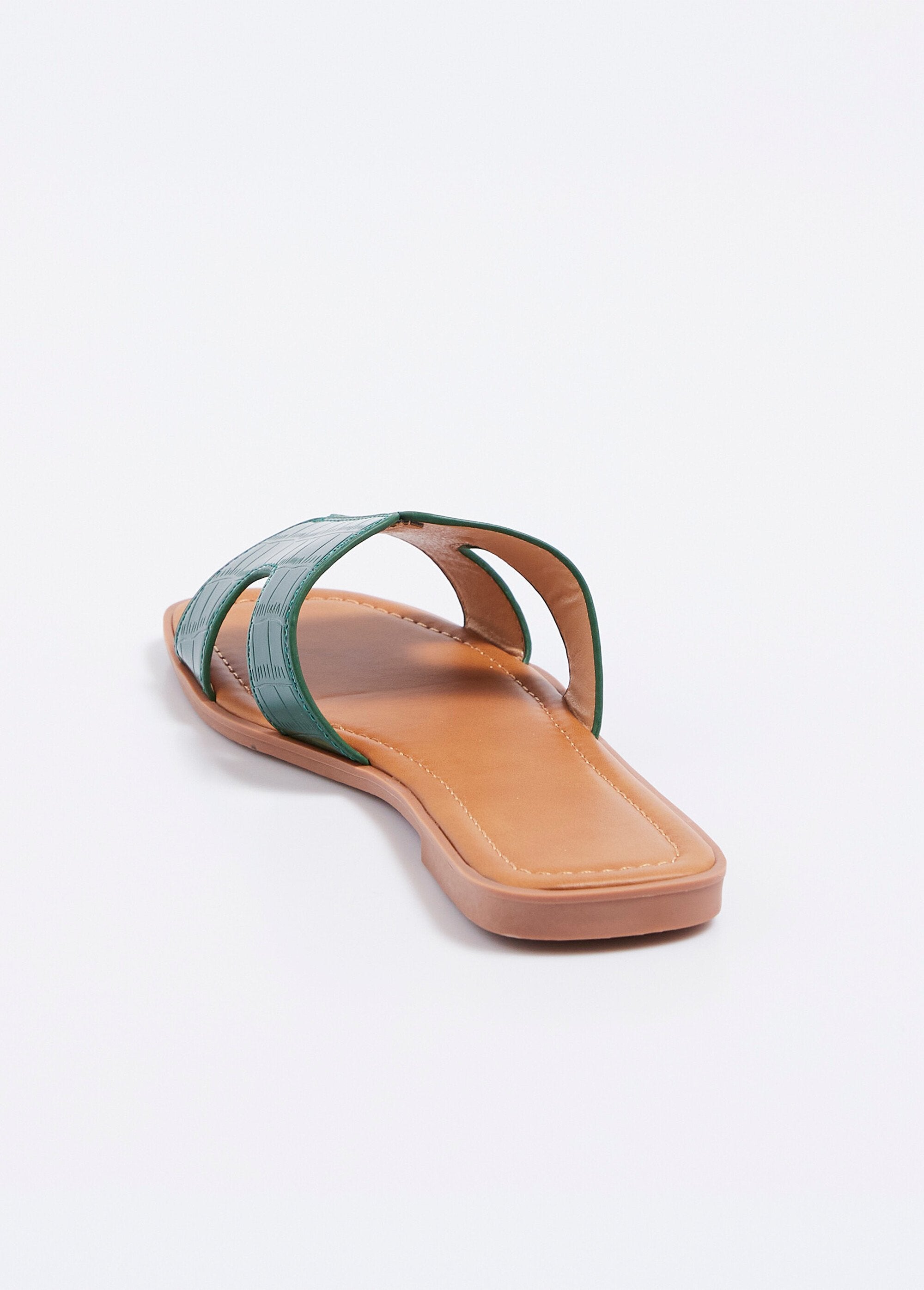 Patent_leather_flat_mules,_imitation_crocodile_Green_varnish_DO1_slim