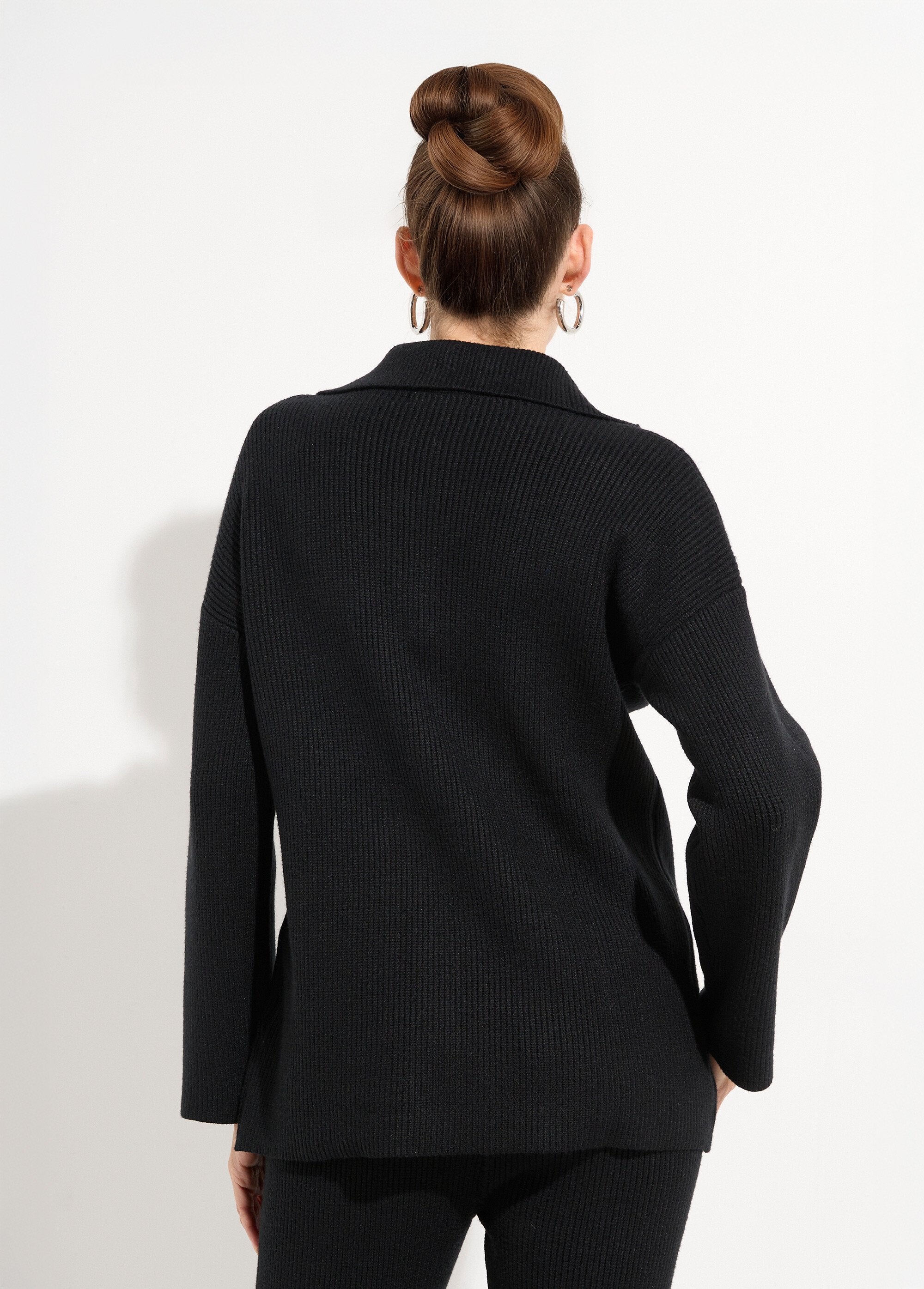 Ribbed_knit_comfort_trucker_sweater_Black_DO1_slim