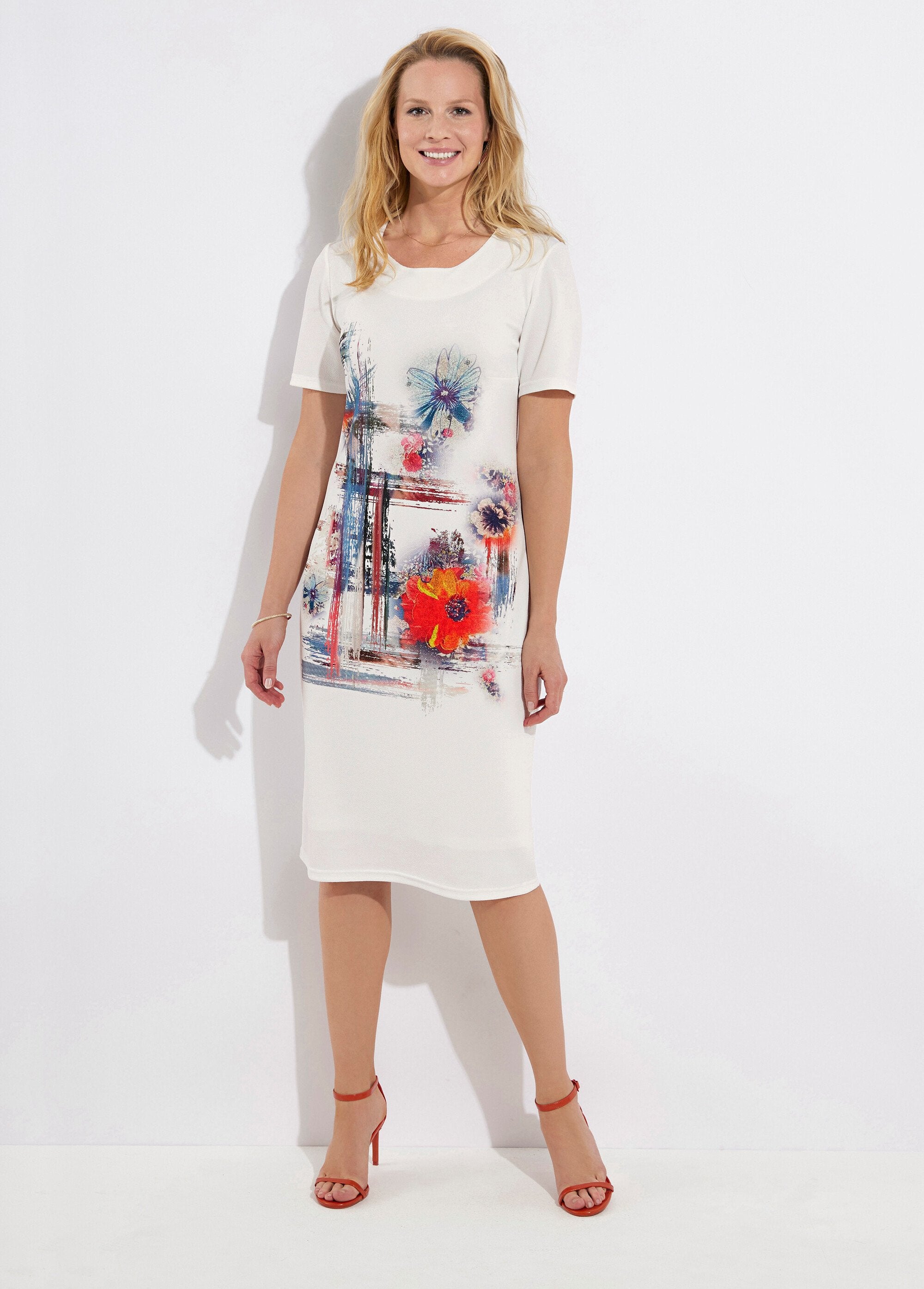 Straight_dress_in_waffle_knit_with_placed_pattern_Natural_background_FA1_slim