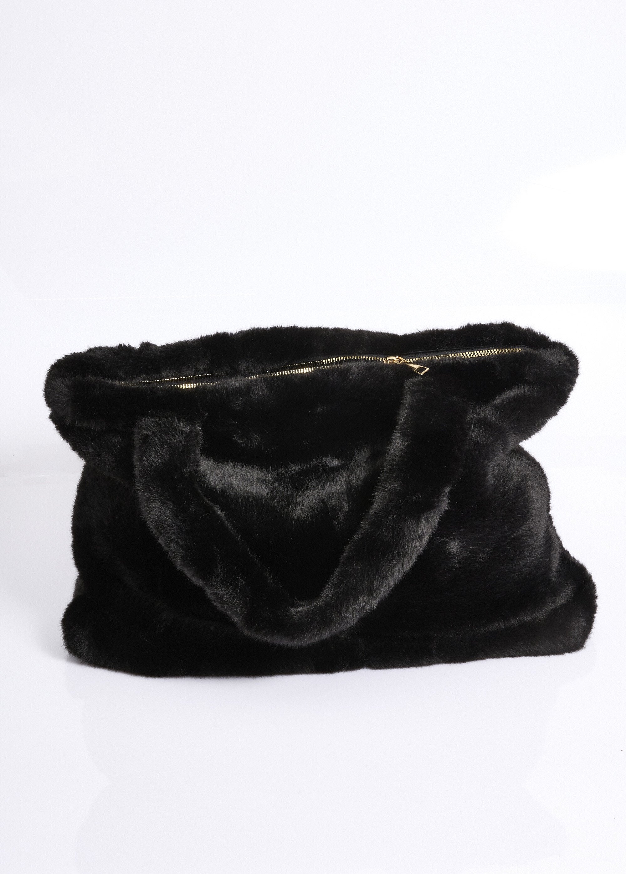 Faux_fur_bag_with_short_handles_Black_DE1_slim