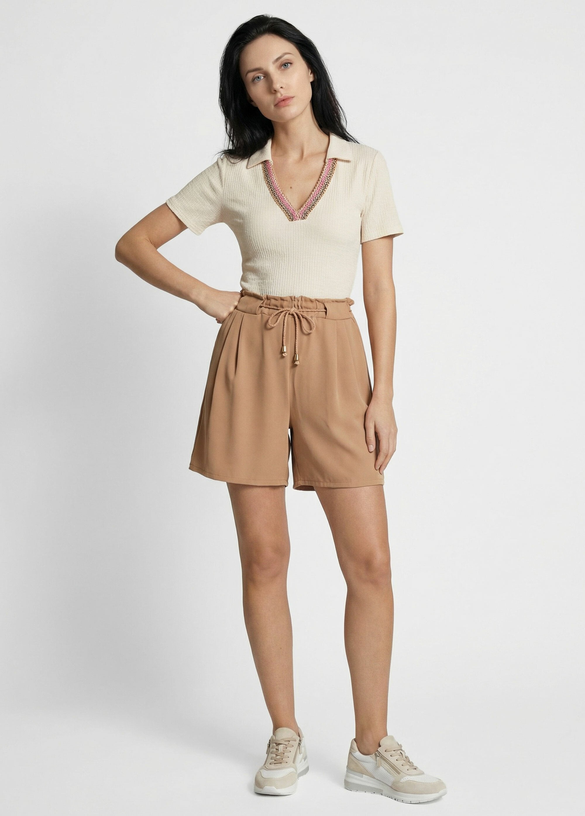 Soft,_elasticated_shorts,_Essential_camel_SF1_slim