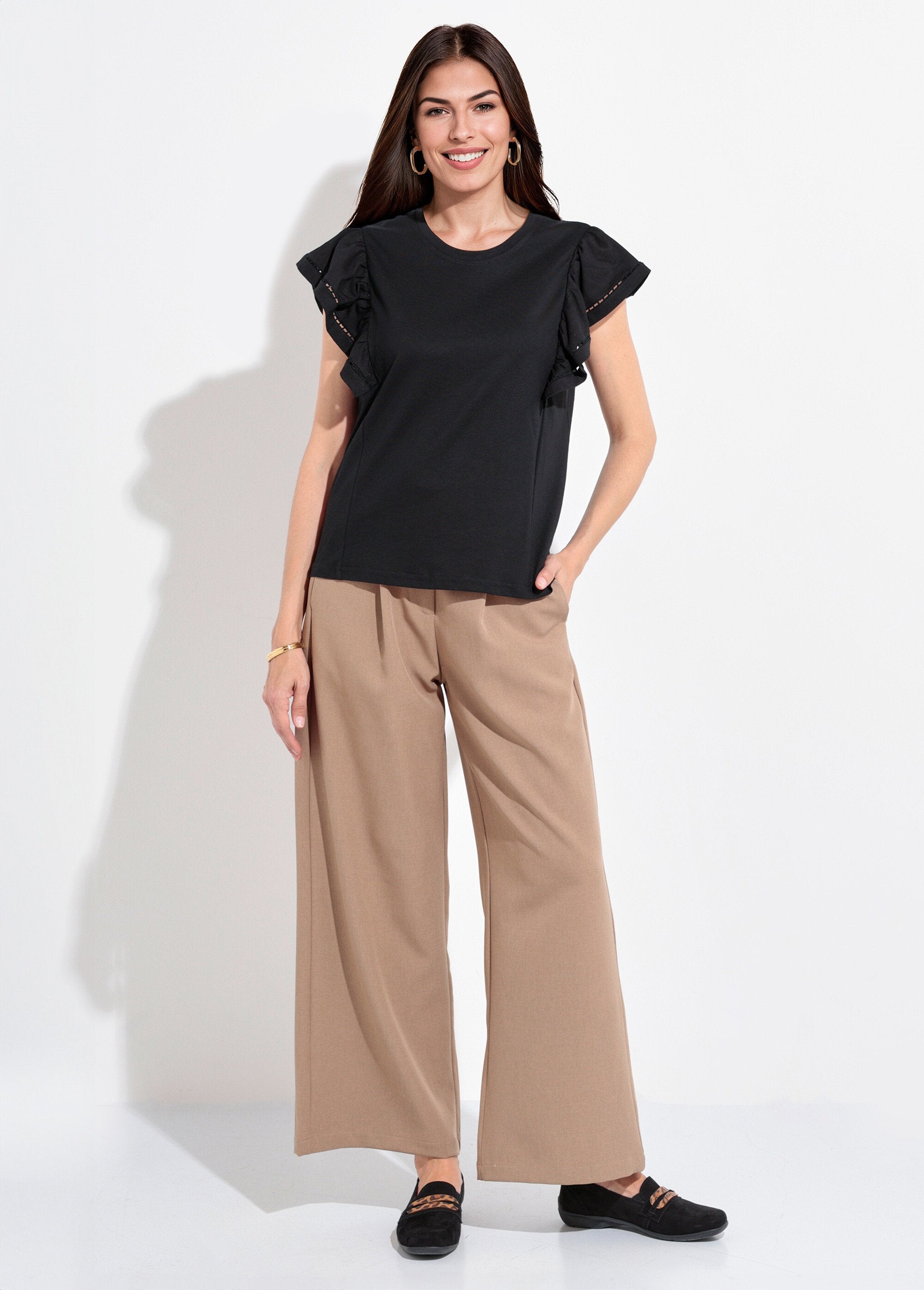 Openwork_ruffled_short-sleeved_T-shirt_Black_SF1_slim