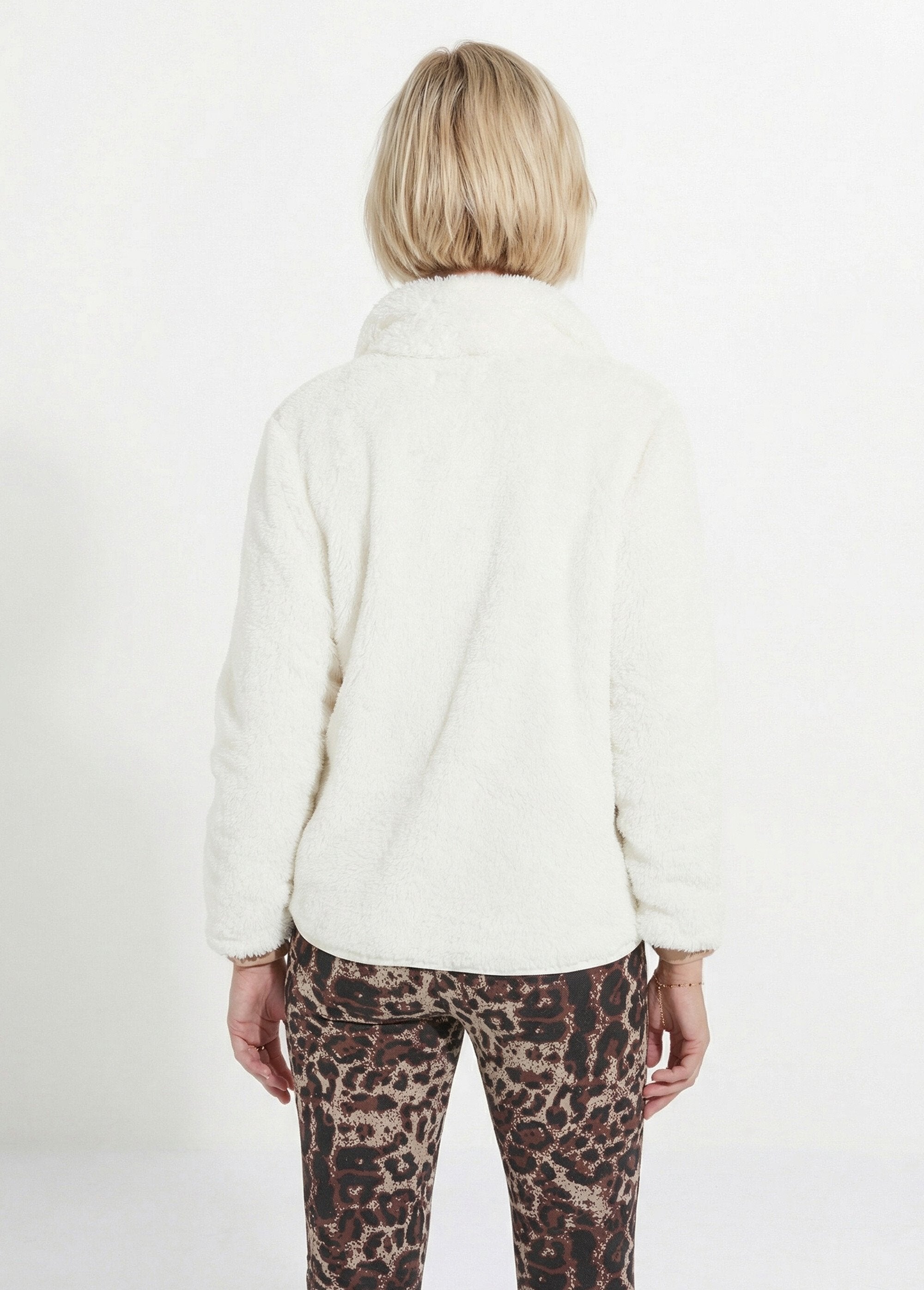 Faux_fur_jacket_with_high_collar_and_long_sleeves_Ecru_DO1_slim