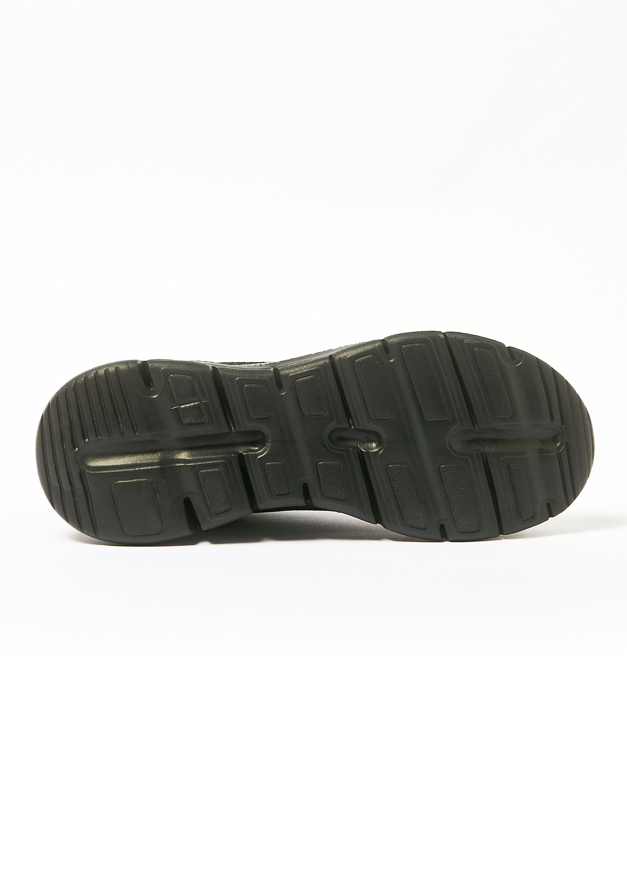 Mesh_dad_shoes_sneakers_Black_UN1_slim