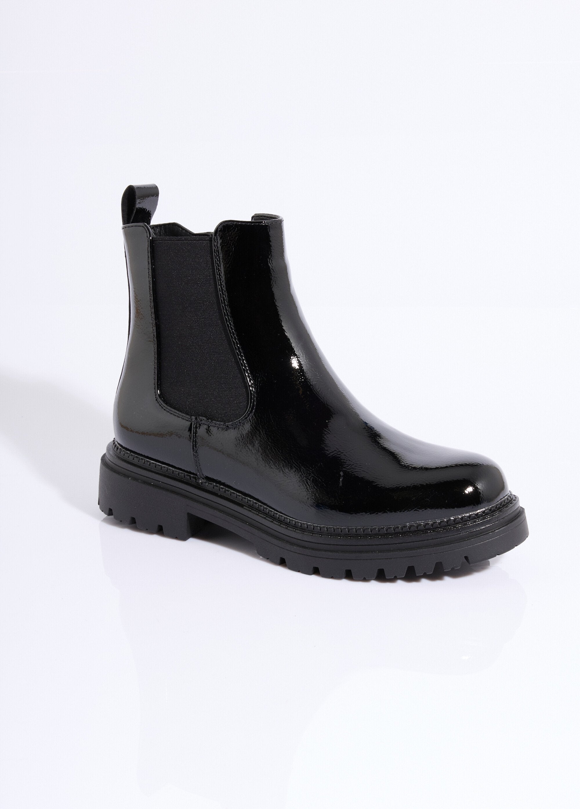 Patent_leather_Chelsea_boots_with_lug_soles_Black_FA1_slim