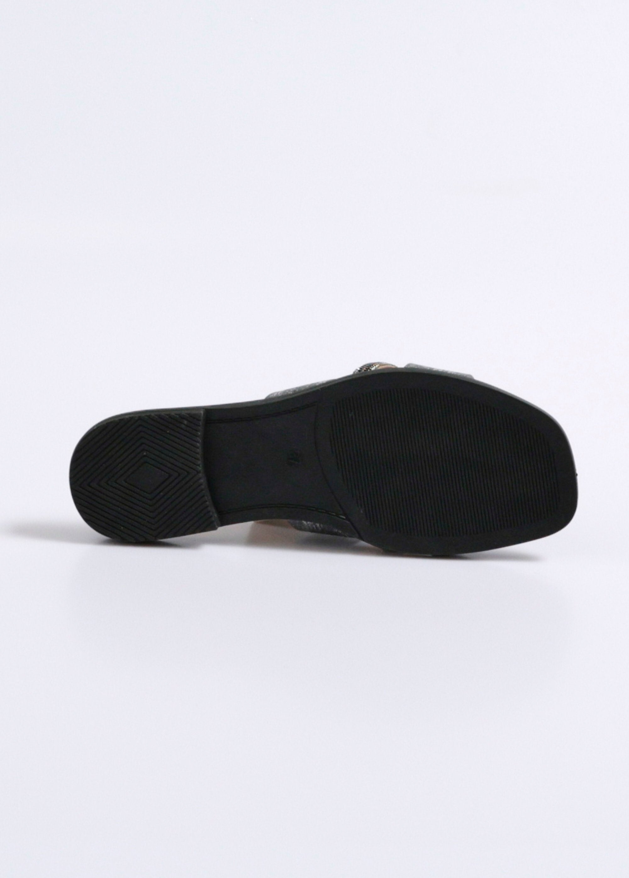 Metallic_mules_with_metal_strap_detail_Black_UN1_slim