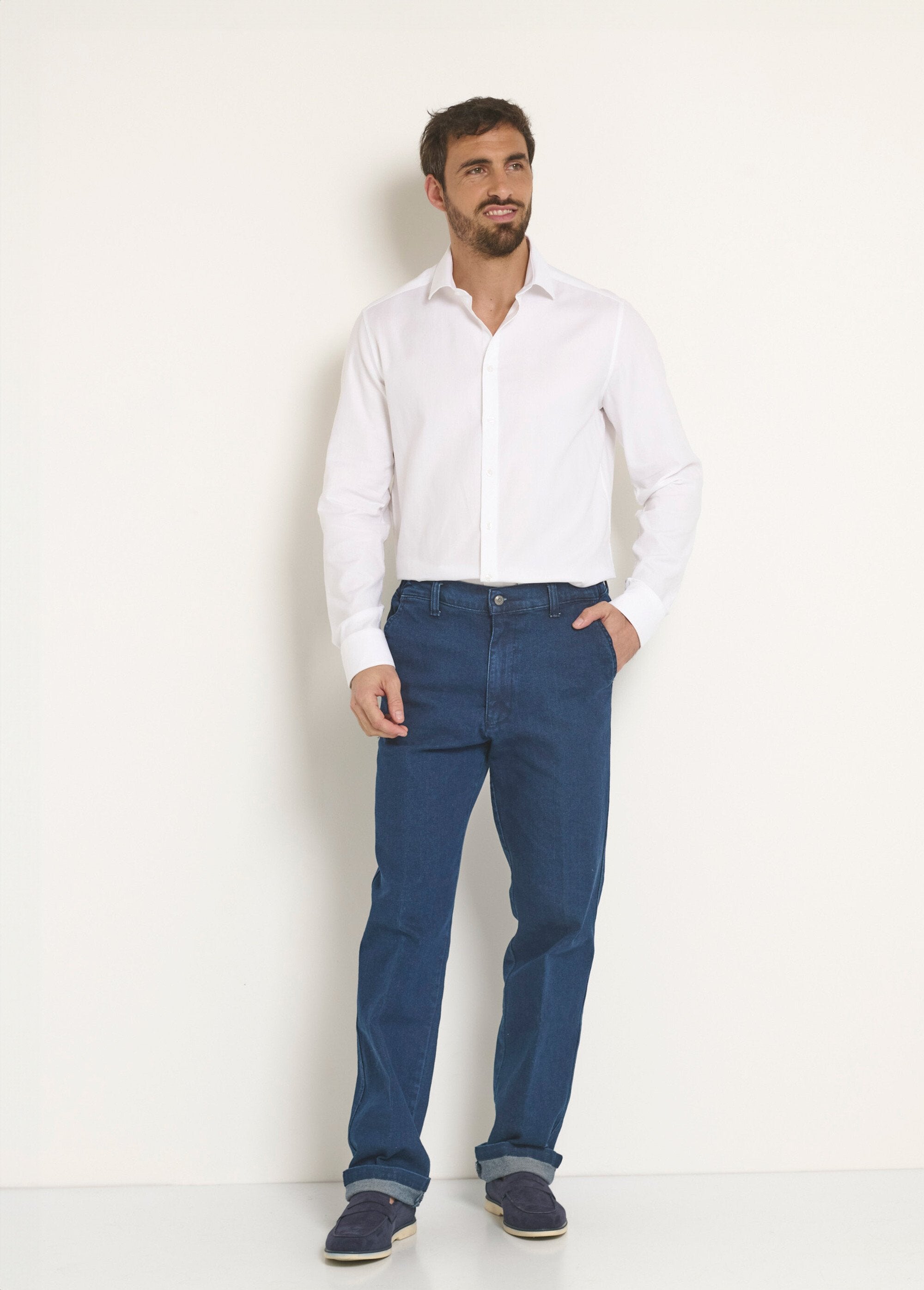 Chic_cotton_shirt_with_semi-Italian_collar_White_SF1_slim