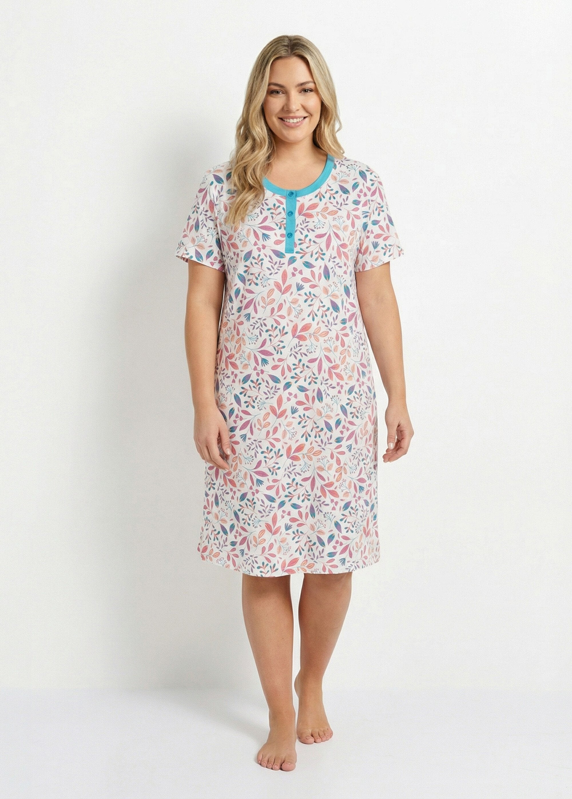 Short_printed_nightgown_with_Tunisian_collar_Pink_print_FA1_curvy