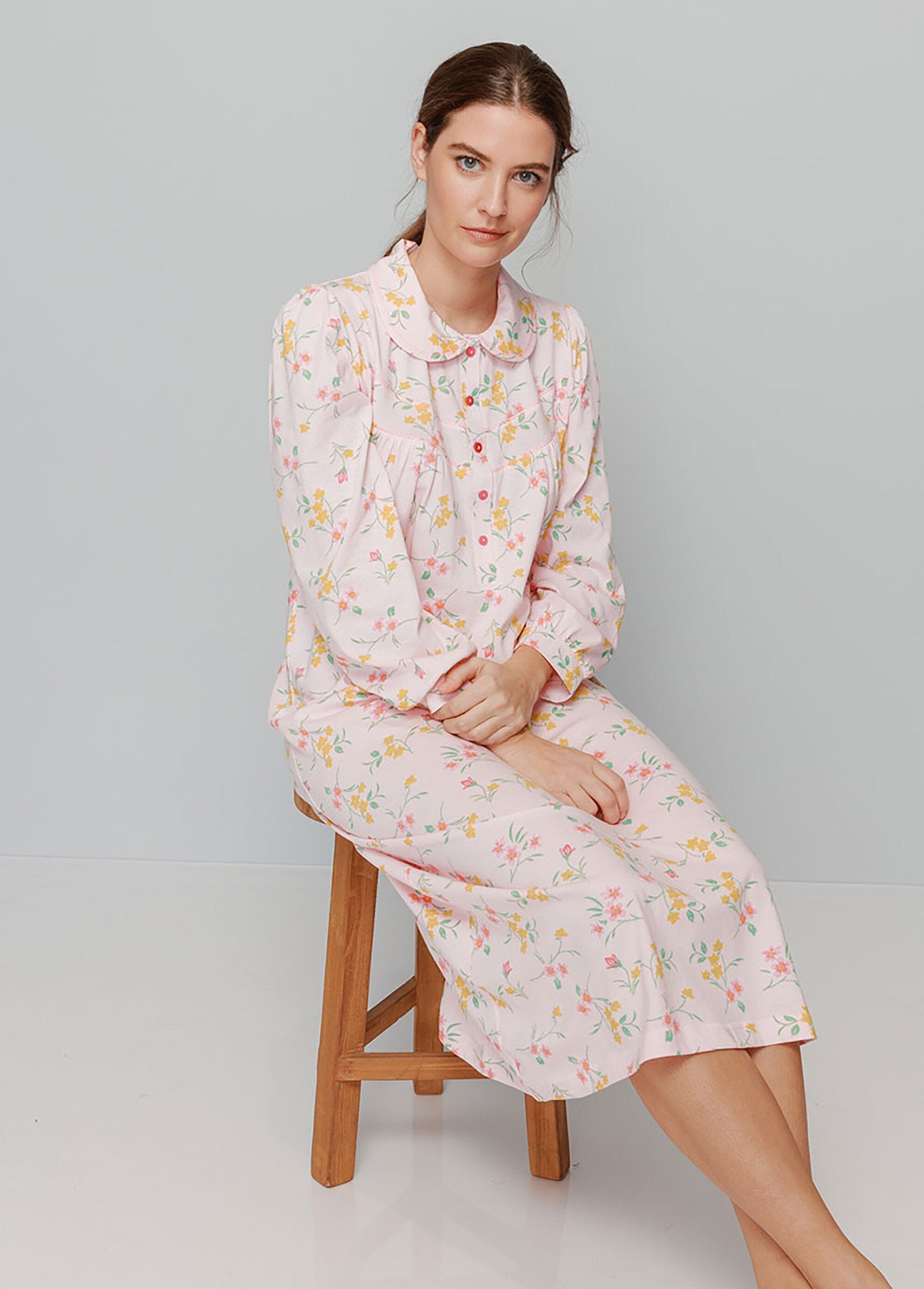 Long-sleeved_printed_nightgown_Pink_SF1_slim