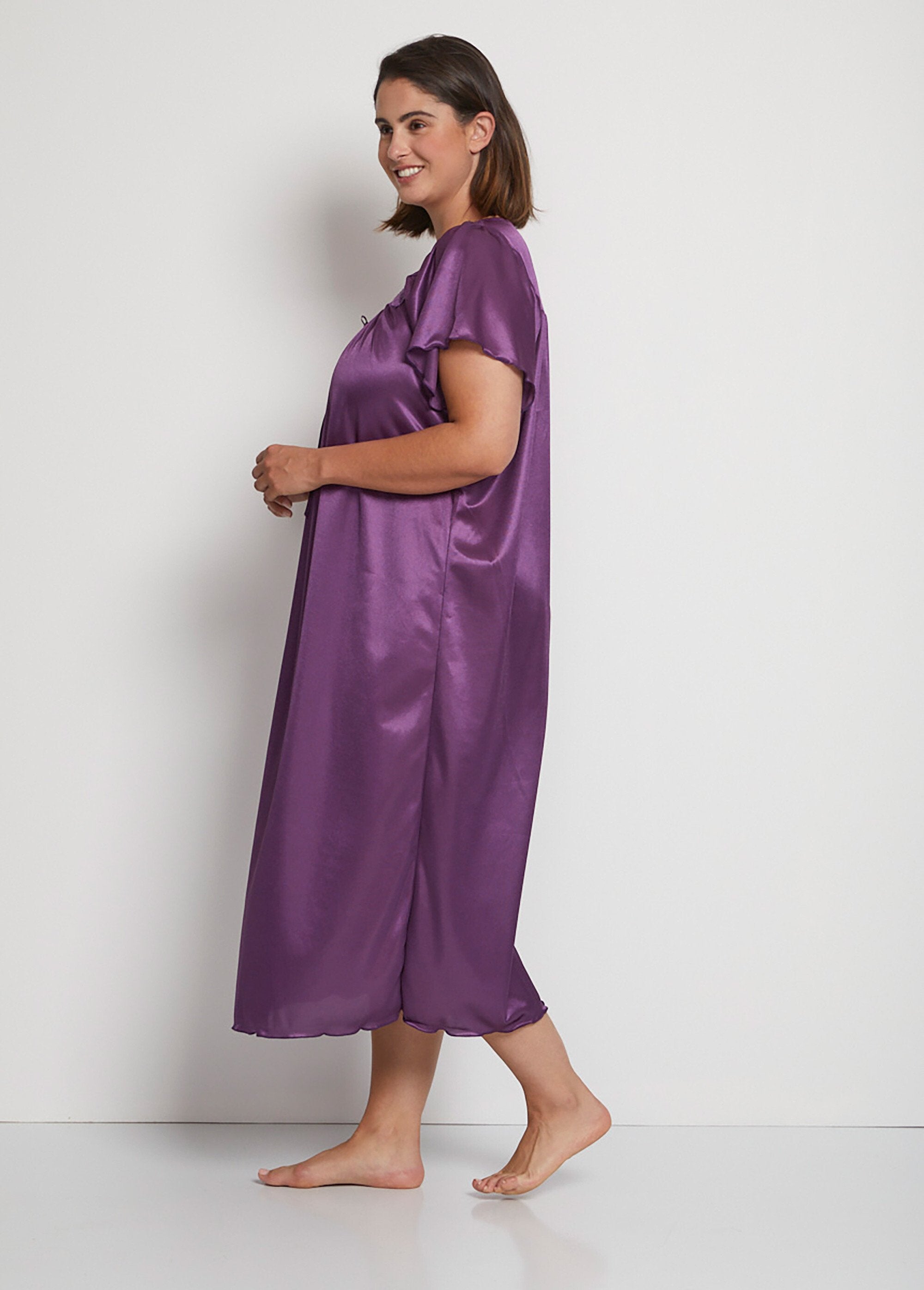 Long_satin_anti-static_lace_nightgown_Plum_DR1_curvy