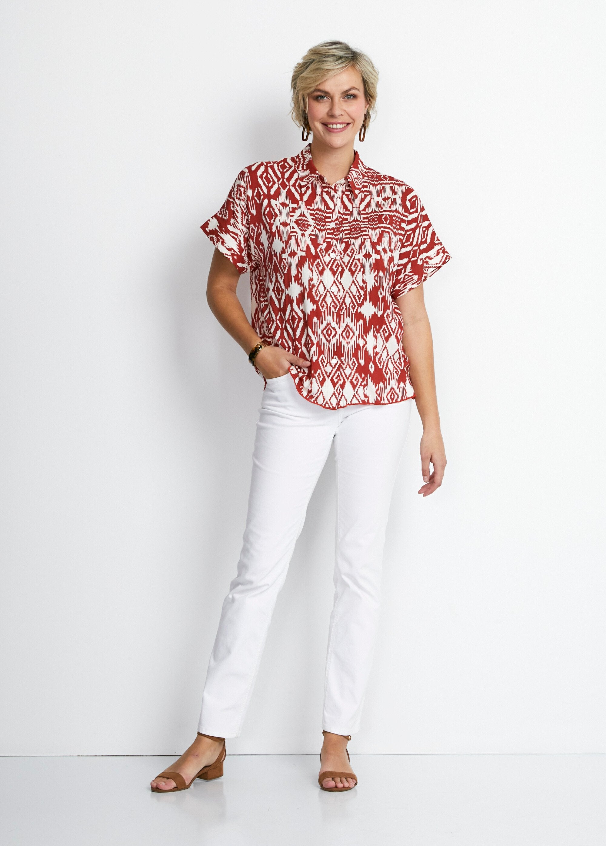 Short_sleeve_printed_blouse_Terracotta_print_SF1_slim