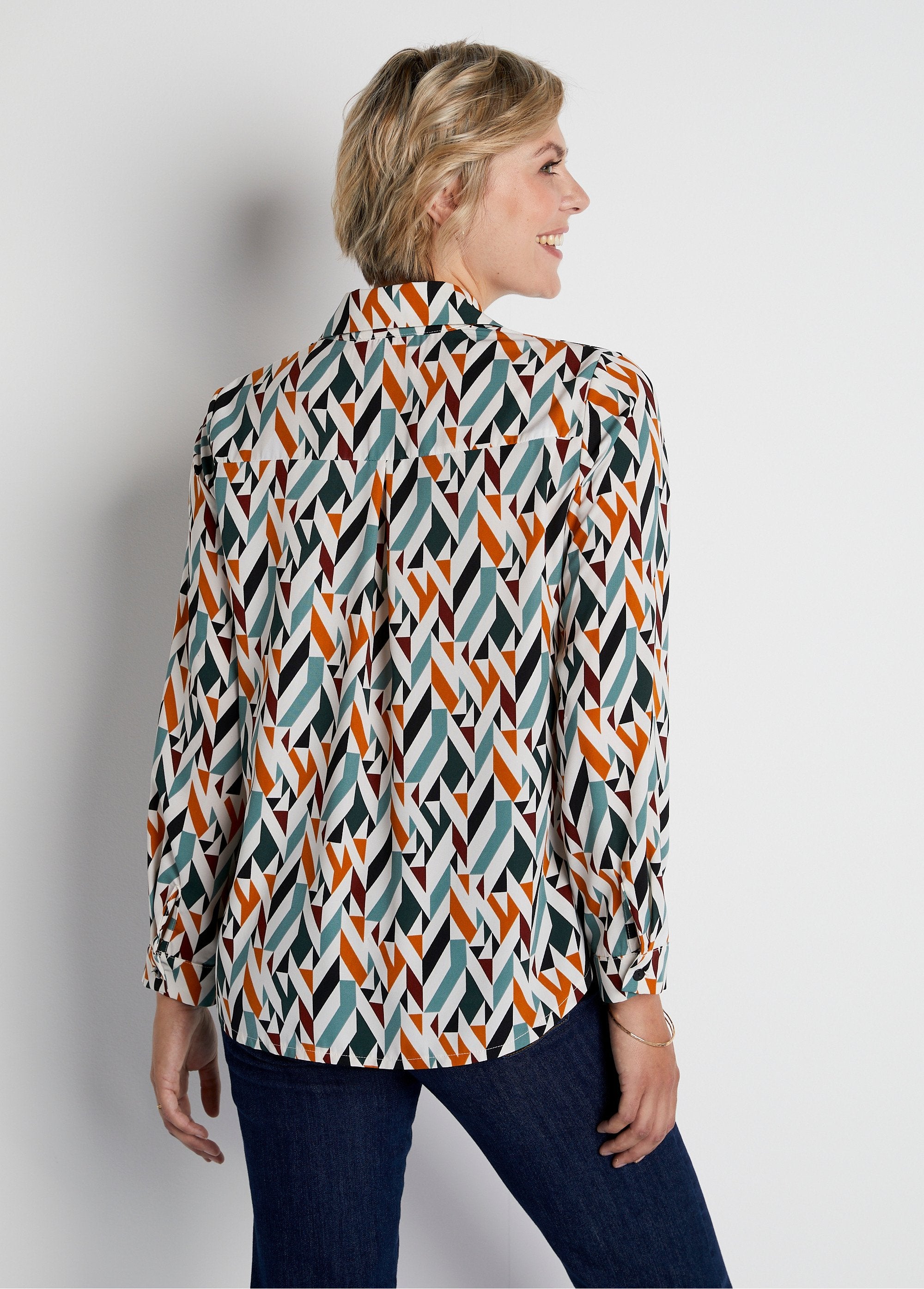 Long-sleeved_graphic_pattern_blouse_Multicolor_DO1_slim