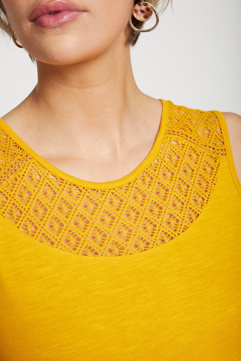 Short_cotton_slub_knit_tank_top_Saffron_DE2_slim