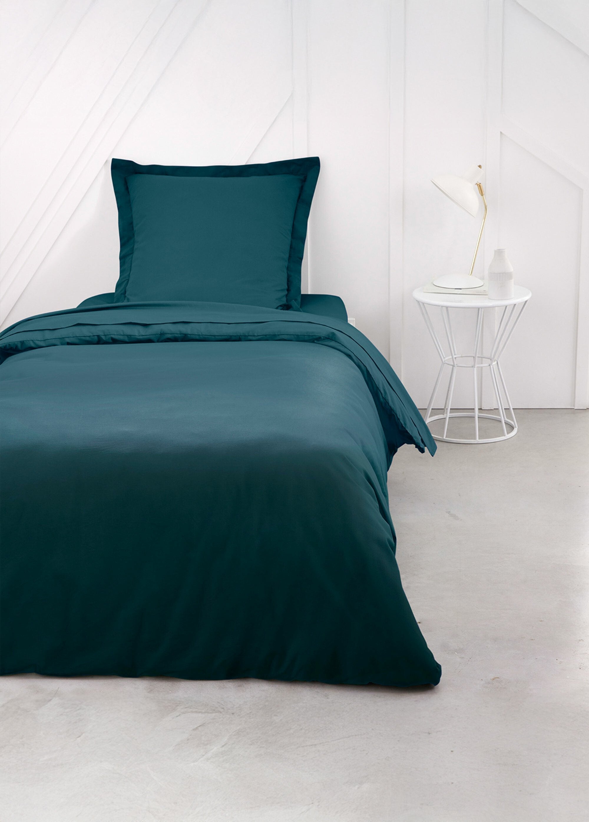 Plain_cotton_fitted_sheet_Peacock_SF1_slim
