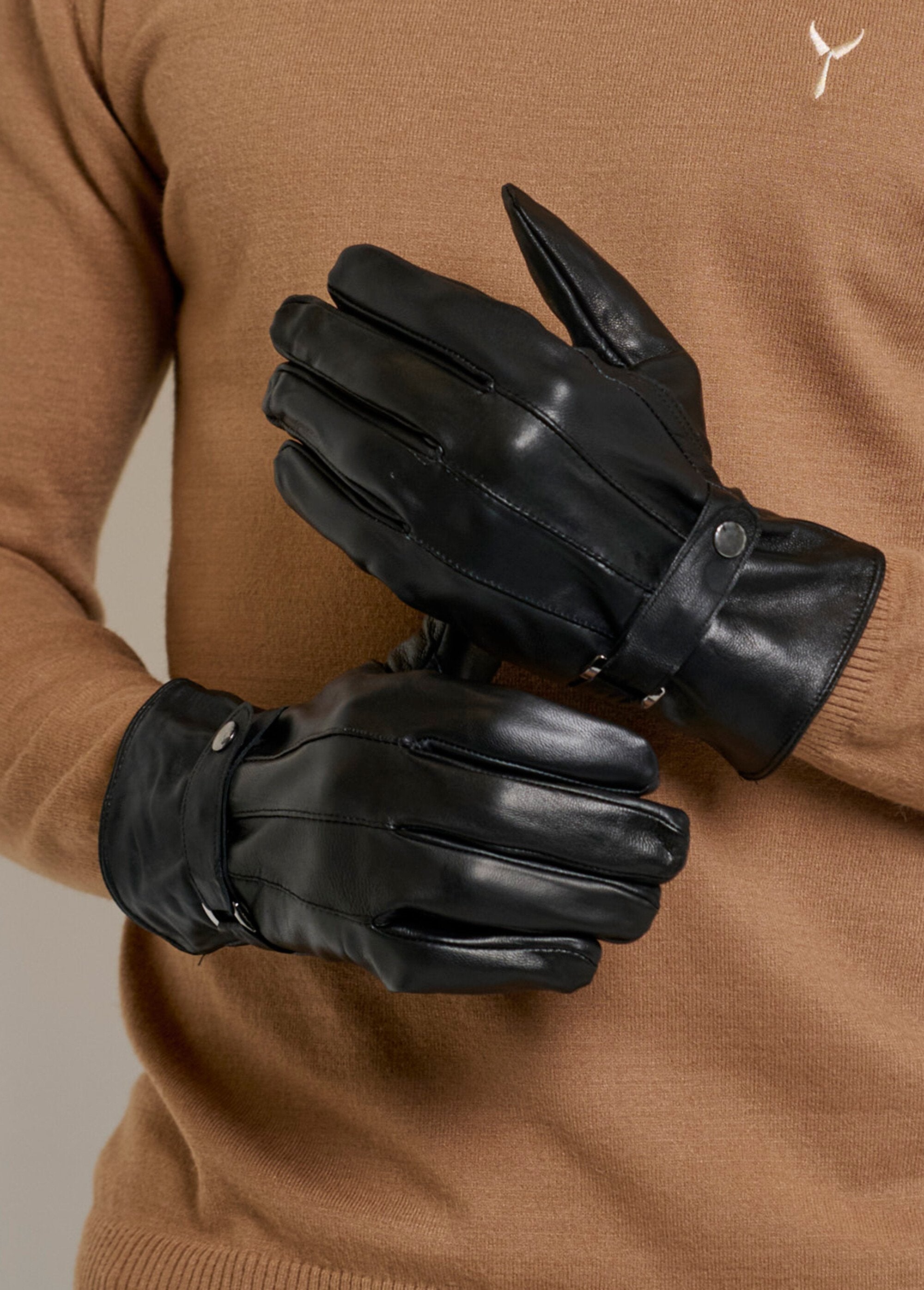 Gants_homme_en_cuir_patte_poignet_Noir_DE1_slim