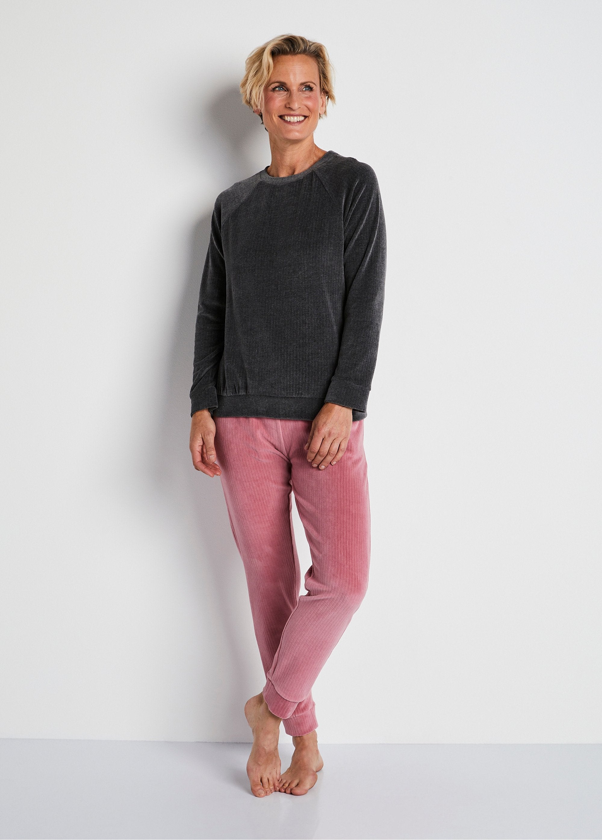 Corduroy_sweatshirt_pajama_top_Charcoal_grey_SF1_slim