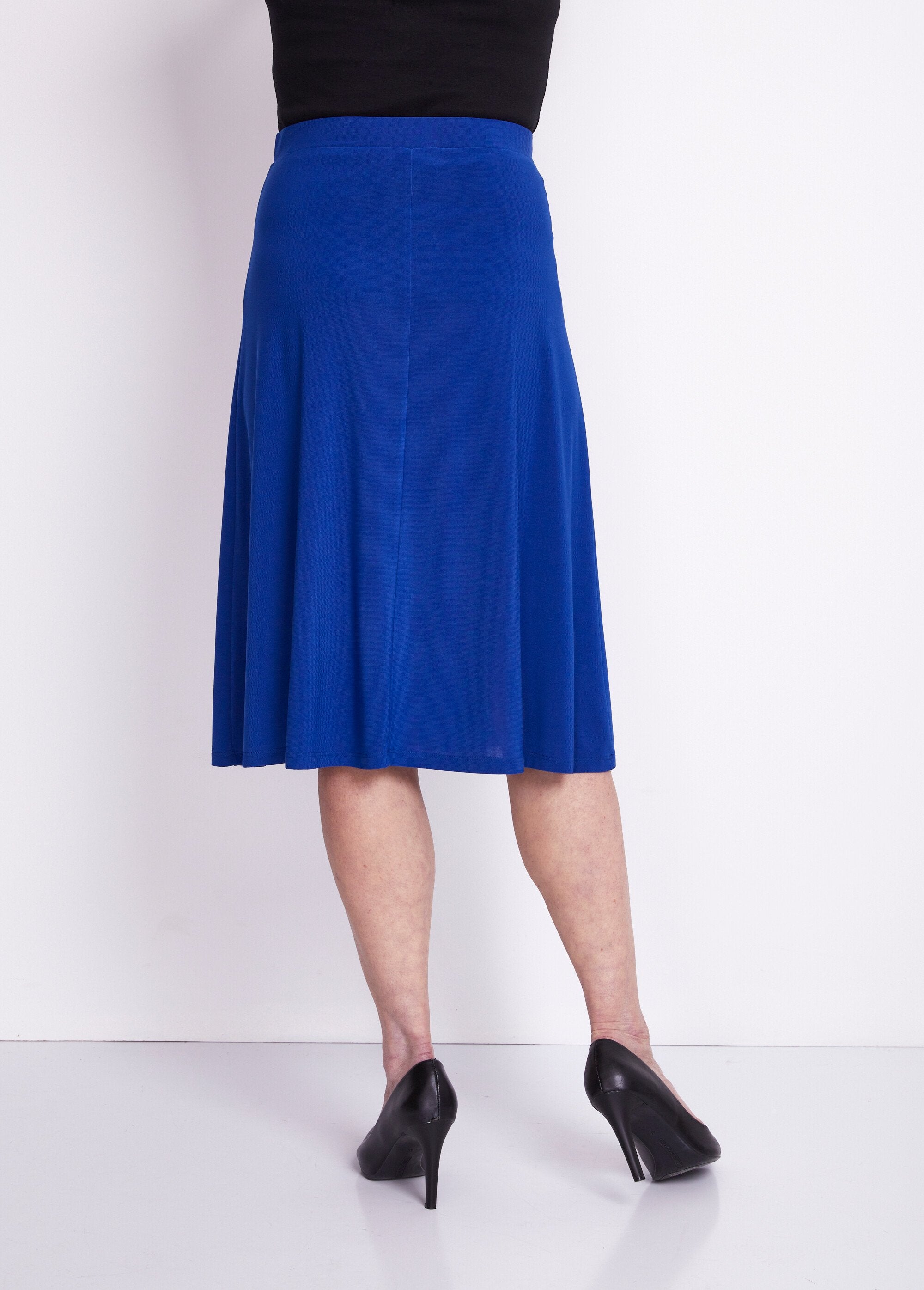 Mid-length_plain_knit_flared_skirt_with_bridge_Blue_DO1_slim