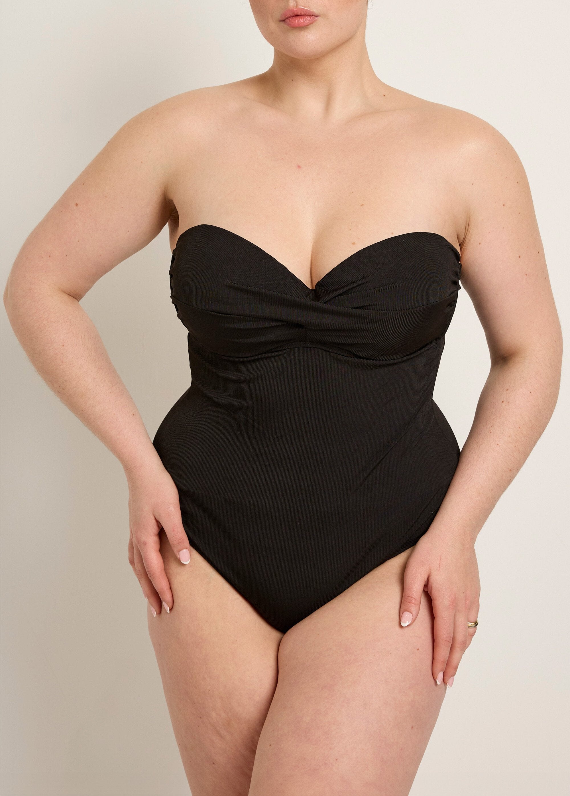 Draped_one-piece_swimsuit_with_back_detail_Black_FA2_curvy