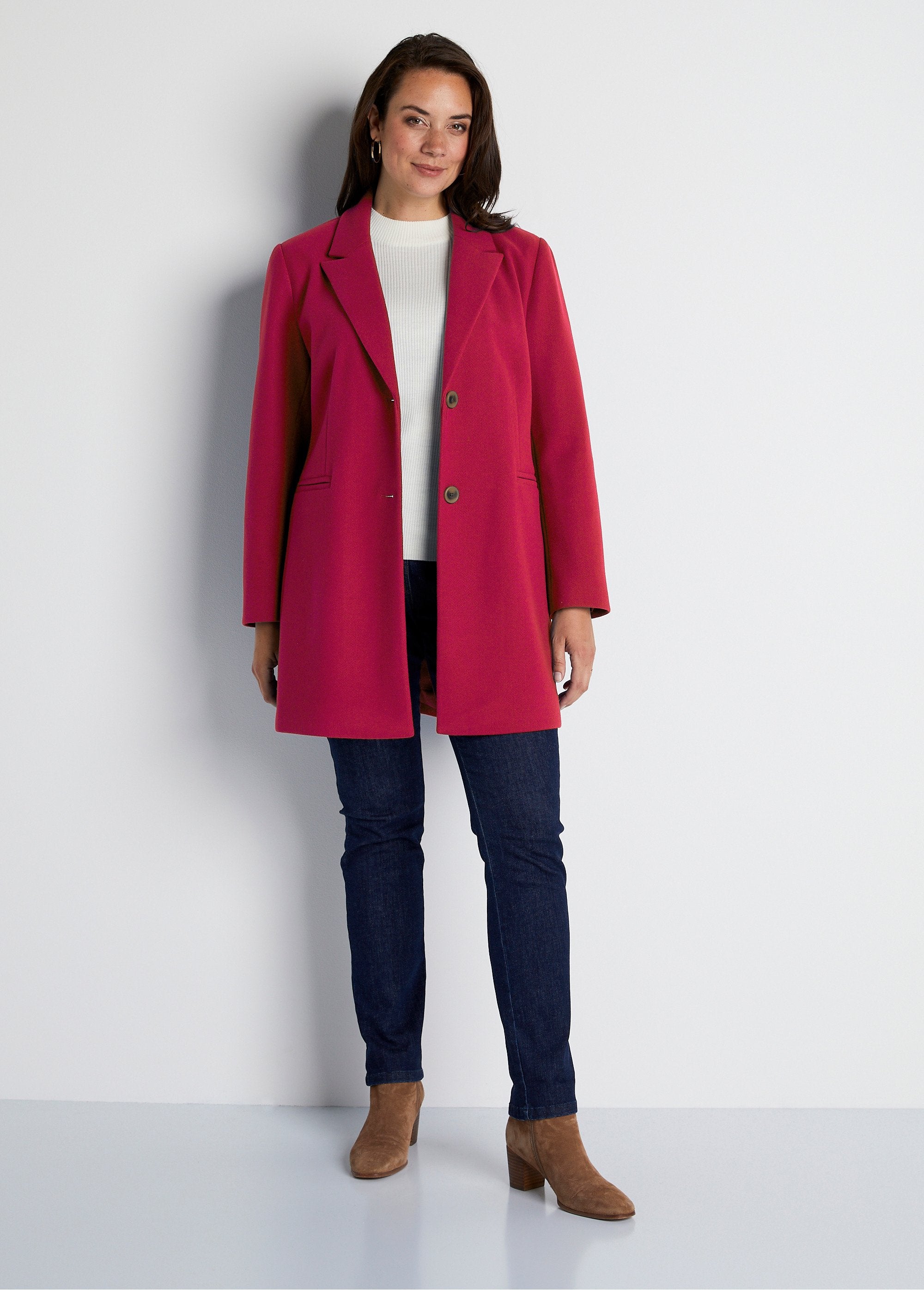 Wool-look_coat_with_tailored_collar_Garnet_FA2_curvy