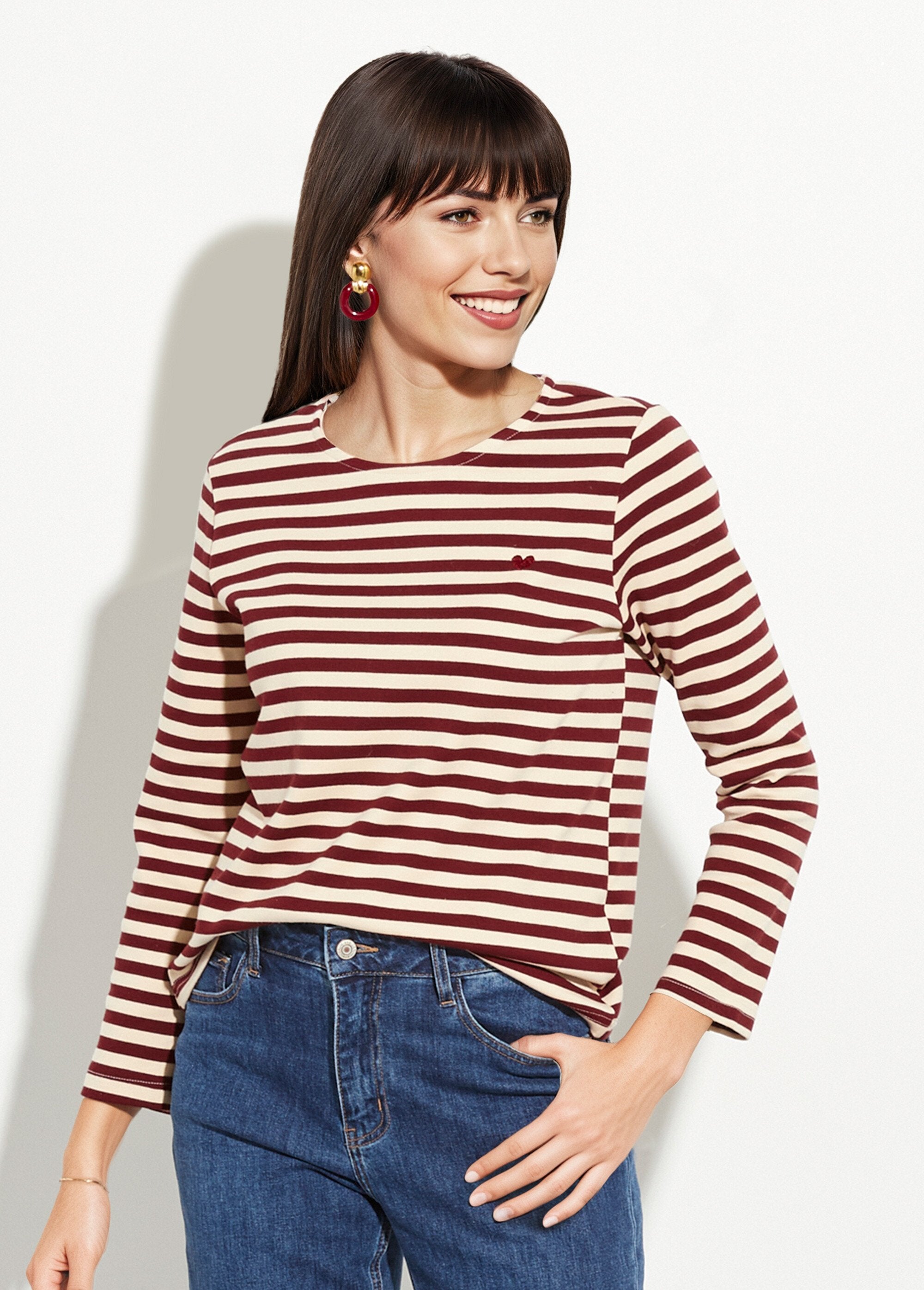 Sailor's_shirt_with_open_round_neck_and_heart_embroidery_Bordeaux__FA1_slim