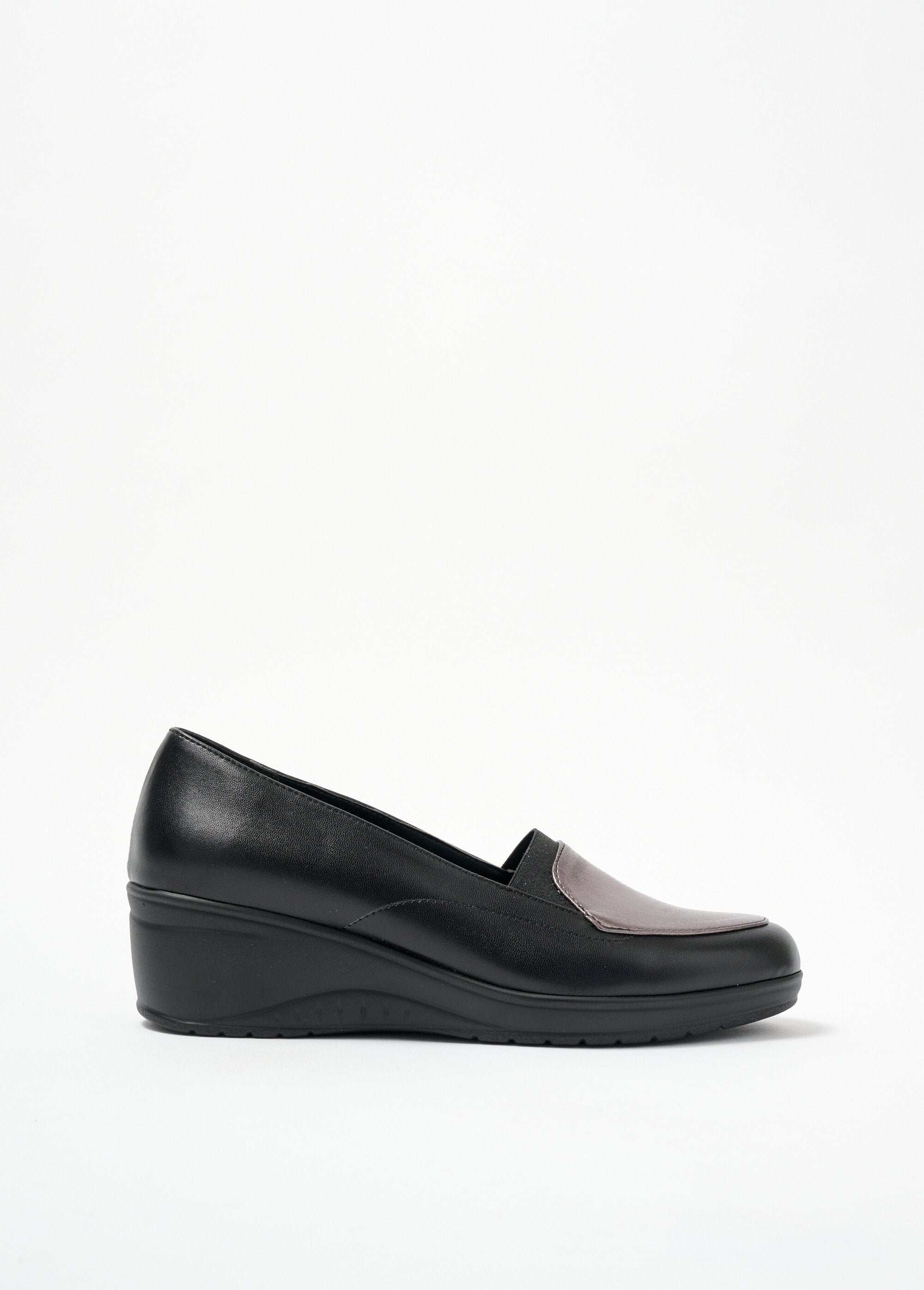 Elasticated_comfort_width_wedge_loafers_Black_and_lead_DR1_slim