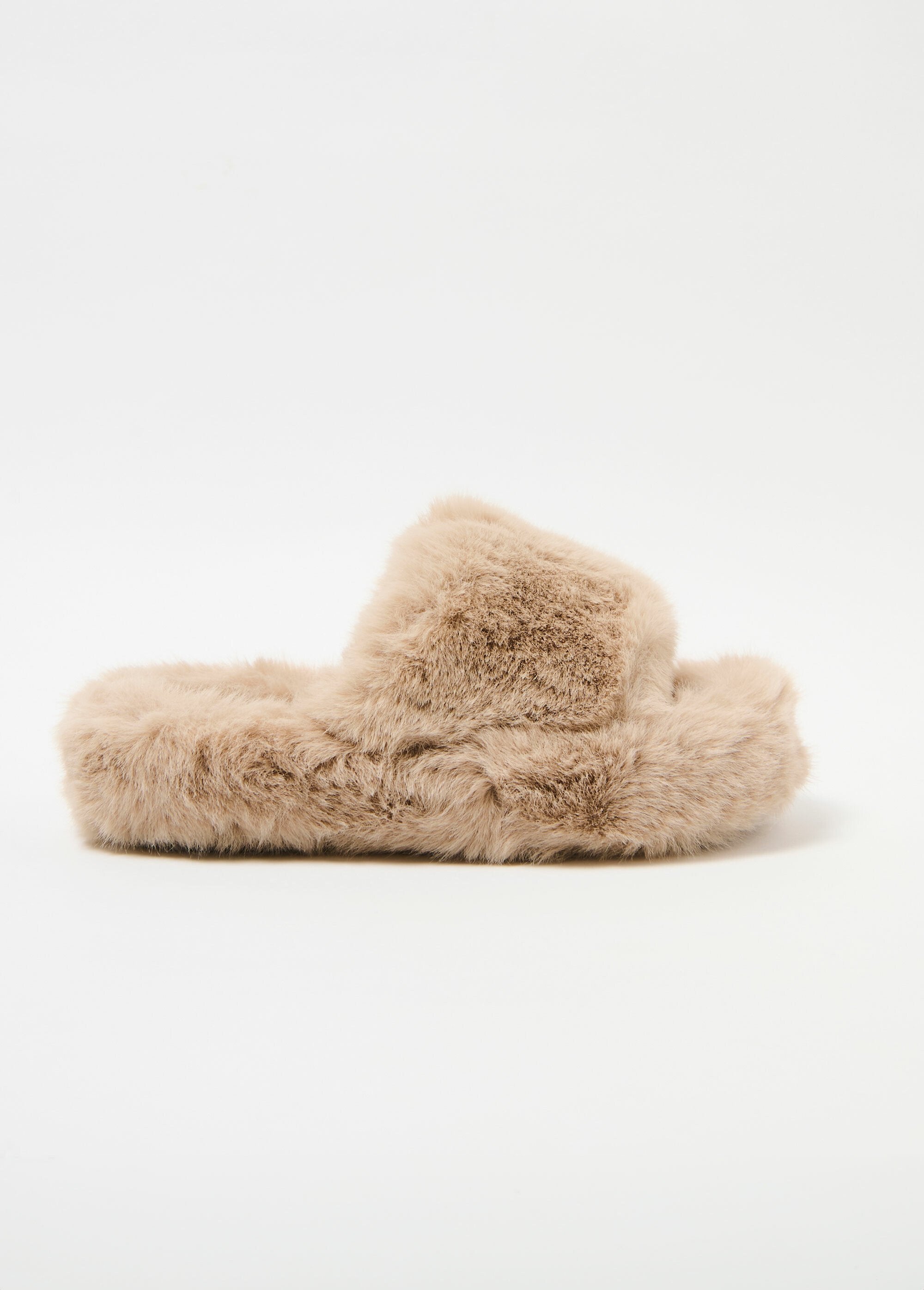 Trendy_faux_fur_mule_Beige_DR1_slim