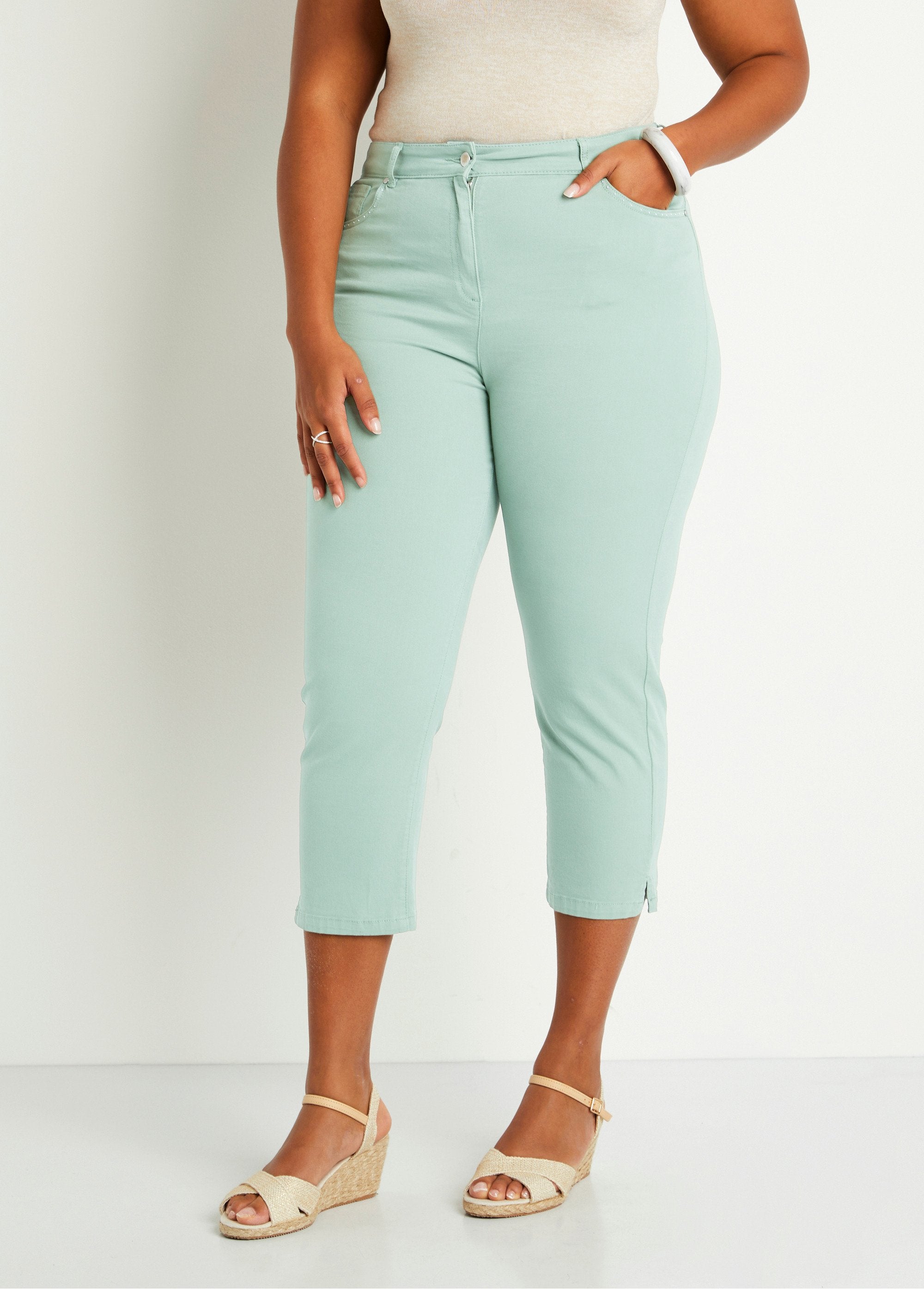 Cropped_pants_with_elasticated_belt_and_5_pockets_Water_green_FA1_curvy