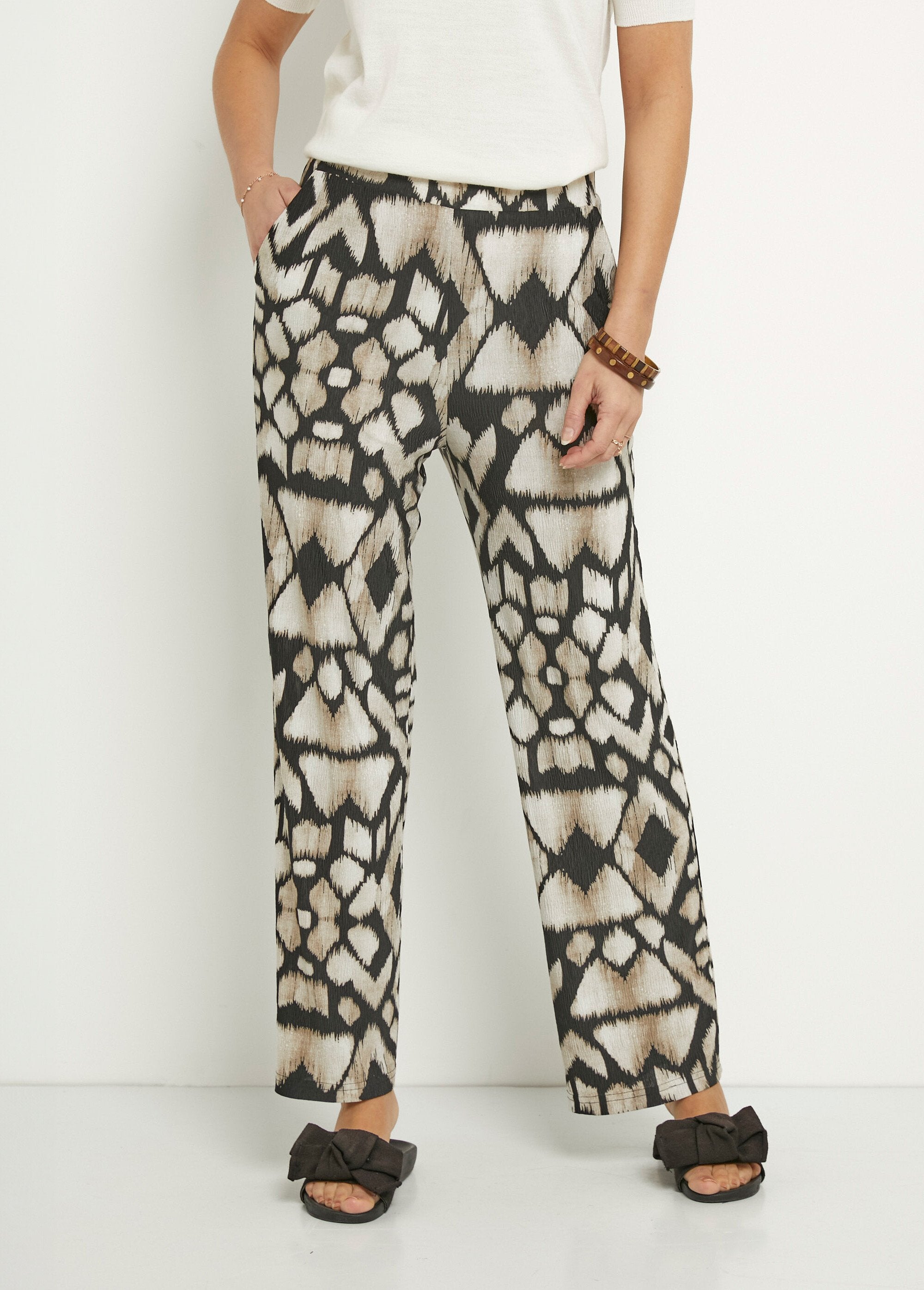 Wide_flowing_pants_with_ethnic_print_Beige_and_black_FA1_slim