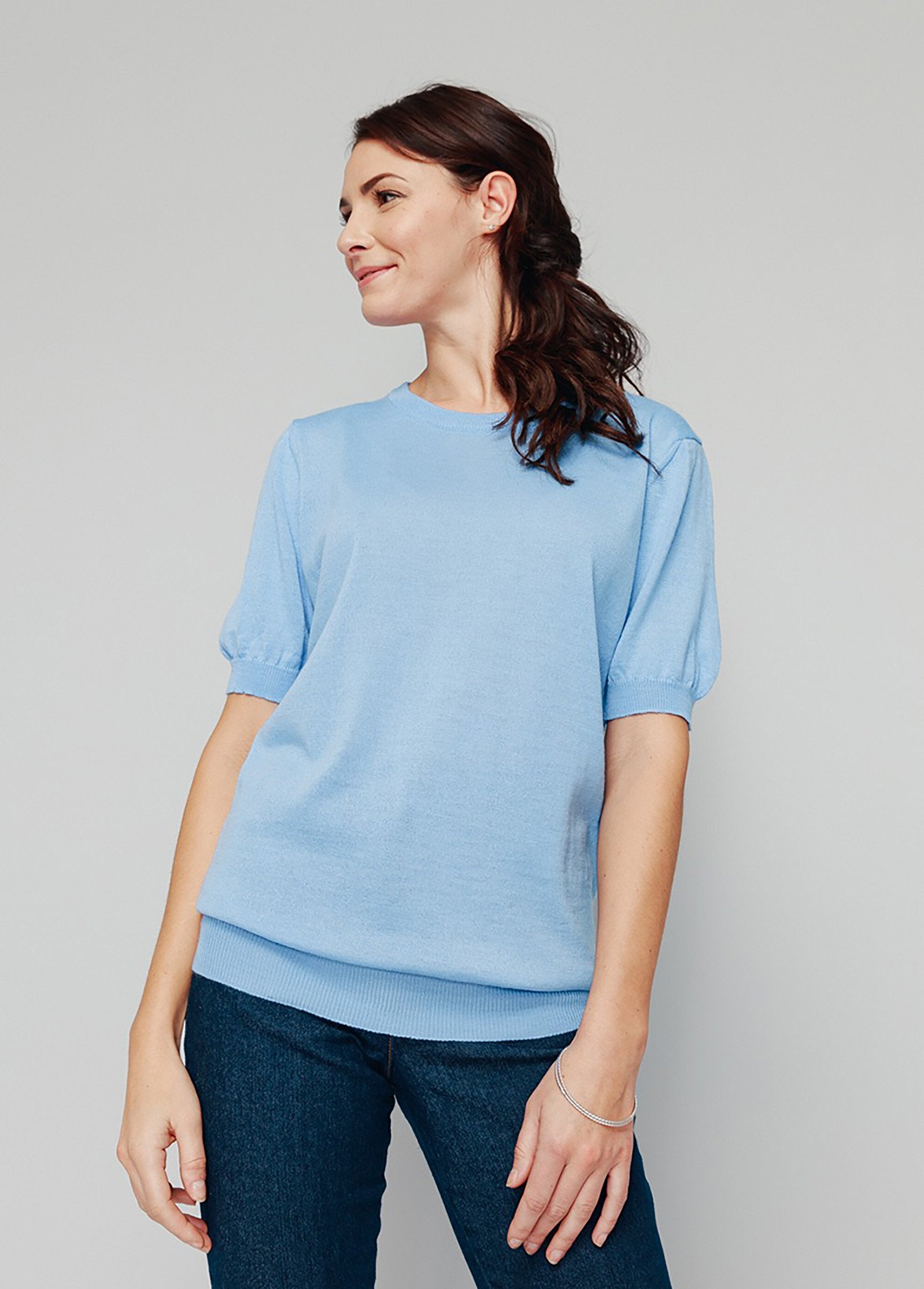 Short-sleeved_merino_wool_sweater_Cloud_blue_FA1_slim