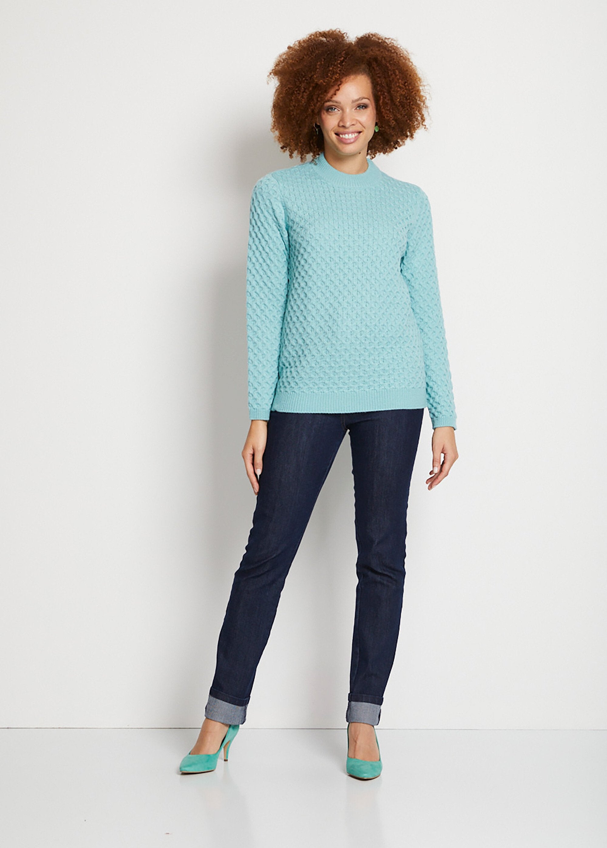 Short_warm_sweater_with_thick_knit_stand-up_collar_Green_SF1_slim