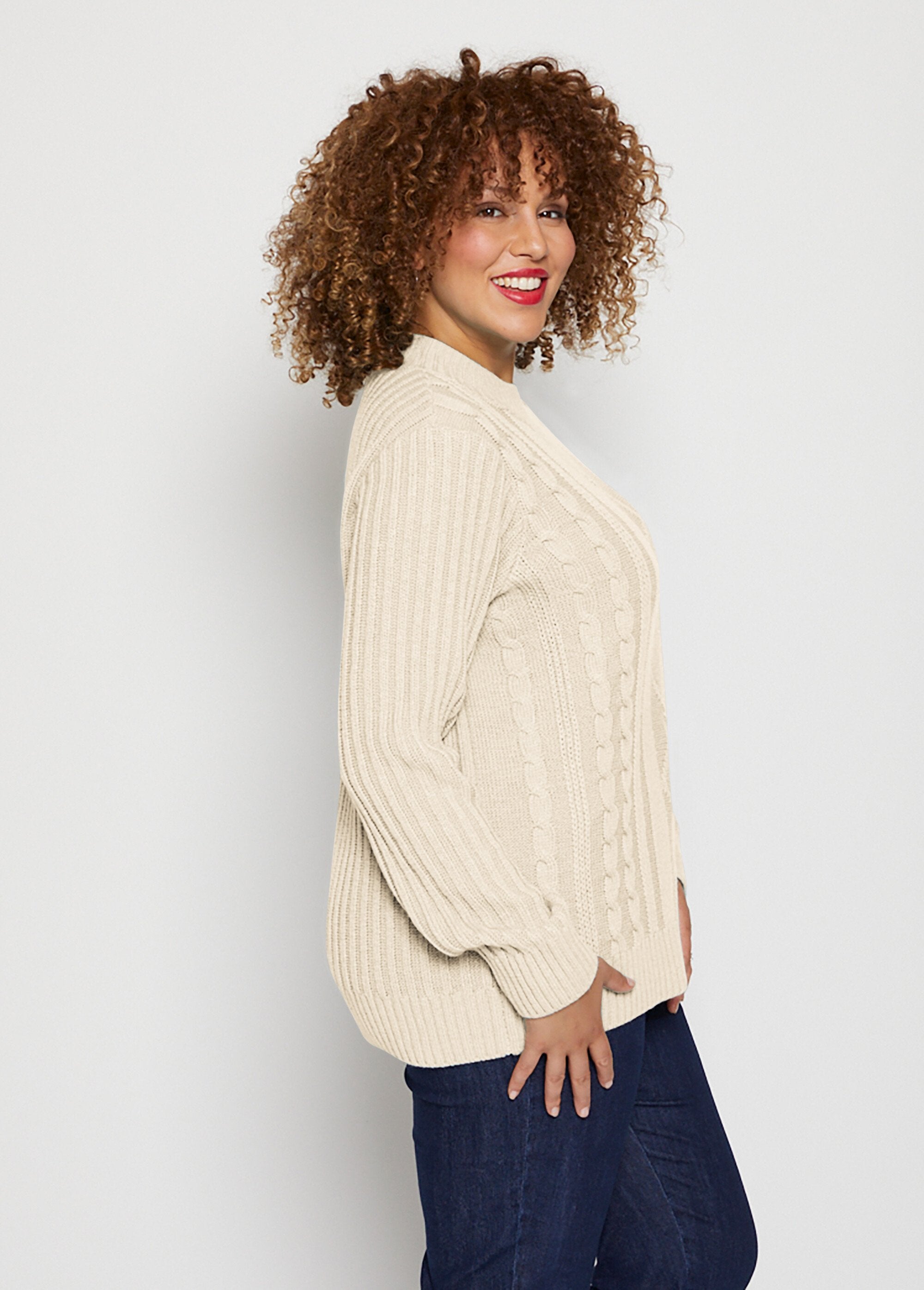 Warm_Irish_style_sweater_with_high_collar_Ecru_DR1_curvy