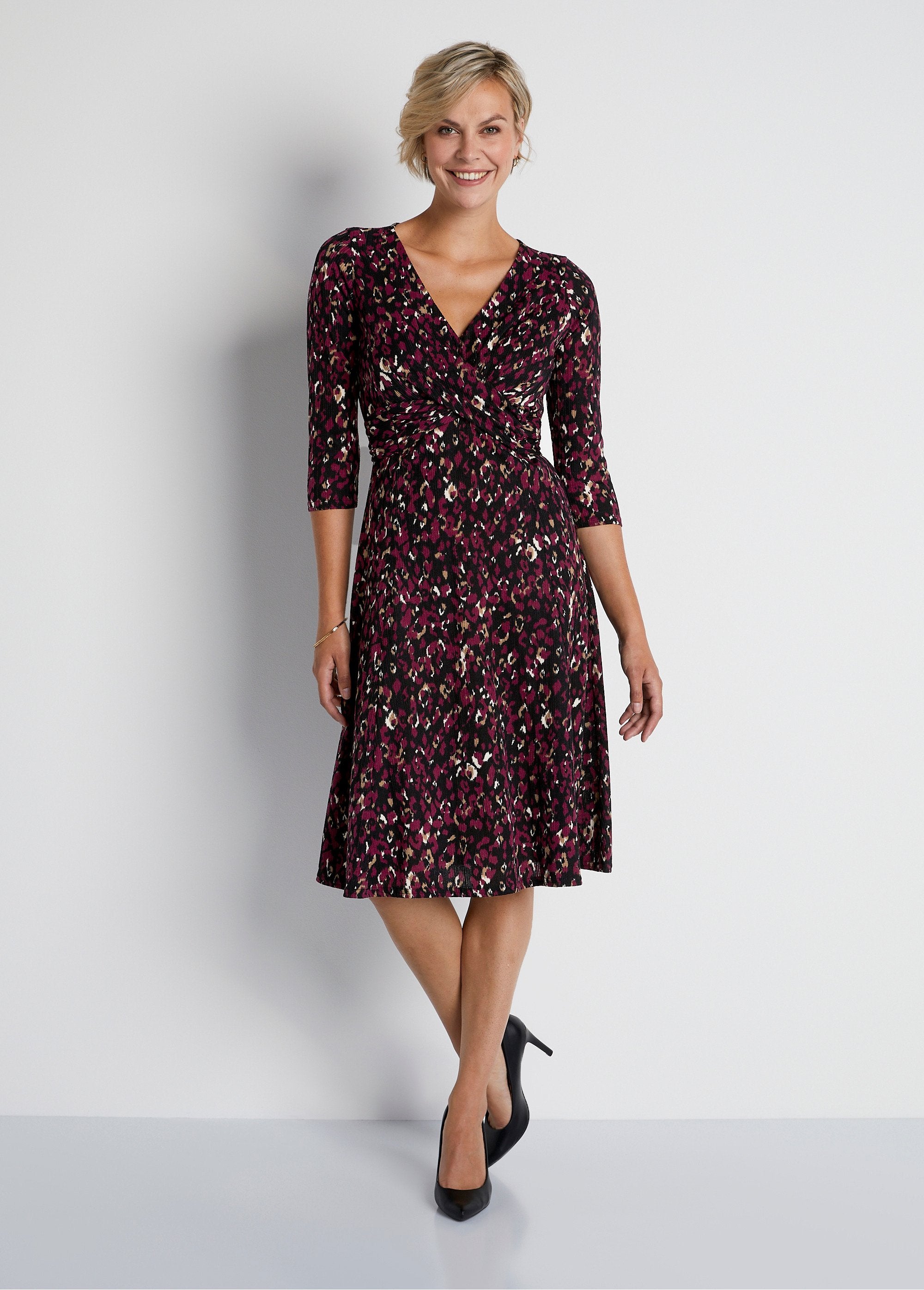 Short_knit_wrap_dress_Plum_print_FA1_slim