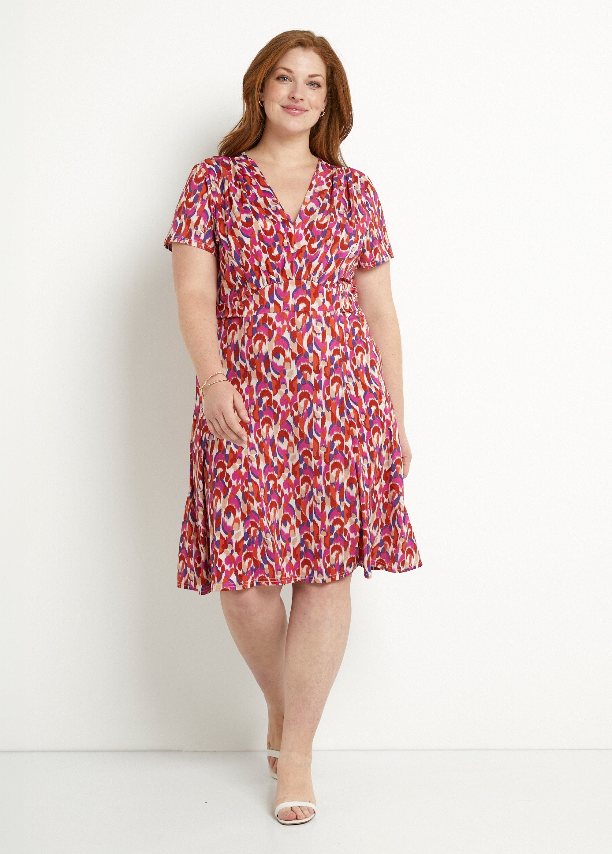 Short_graphic_V-neck_dress_with_flared_base_Pink_and_purple_FA1_curvy