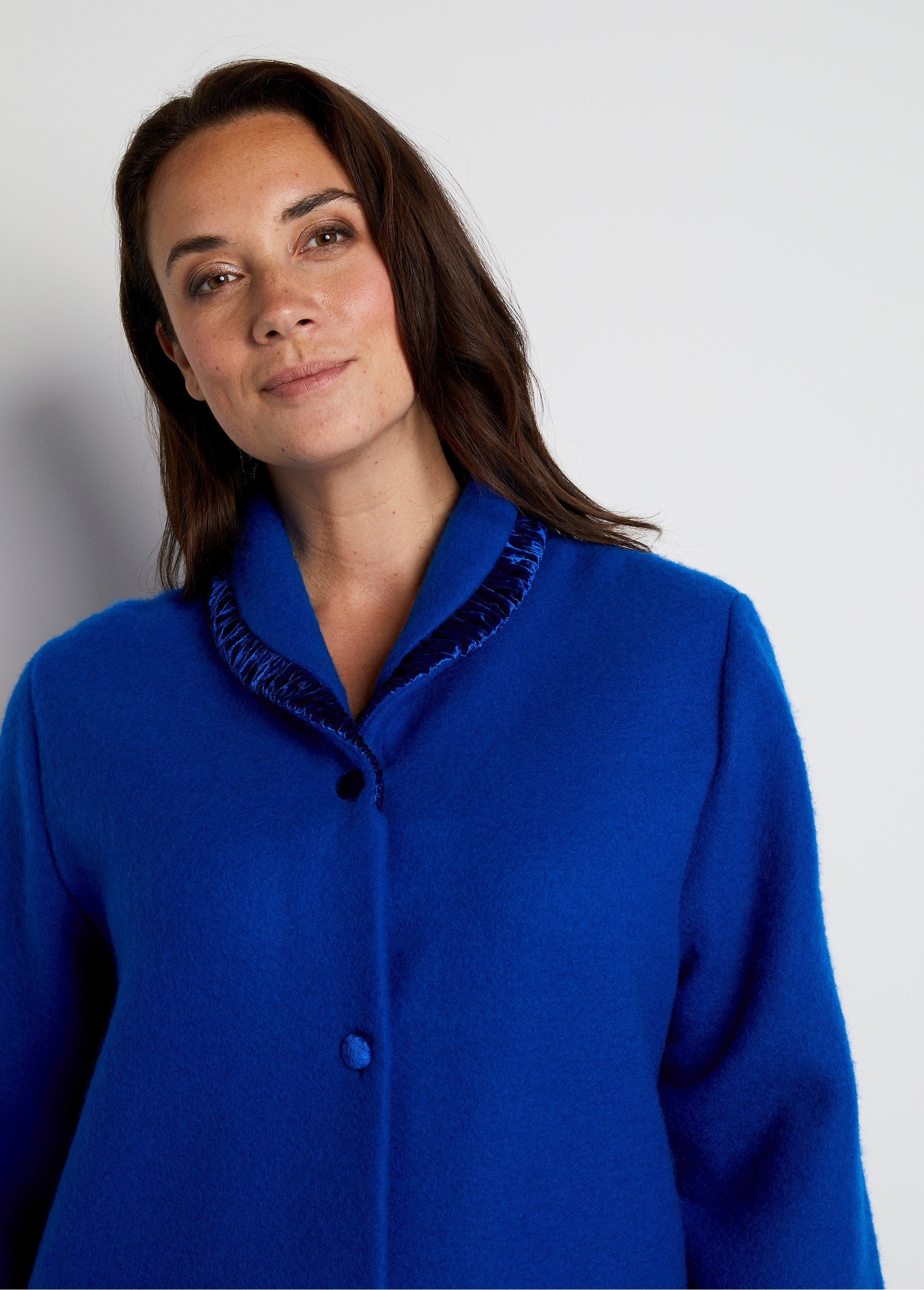 Courtelle®_long_fleece_dressing_gown_Blue_DE1_curvy