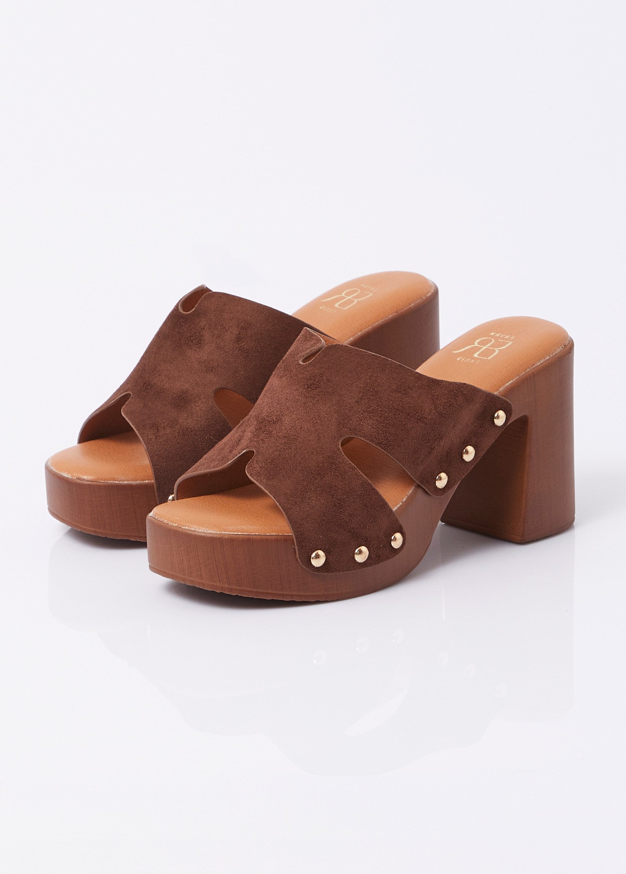 Heeled_clogs_with_studded_suede_uppers_Maron_DE1_slim