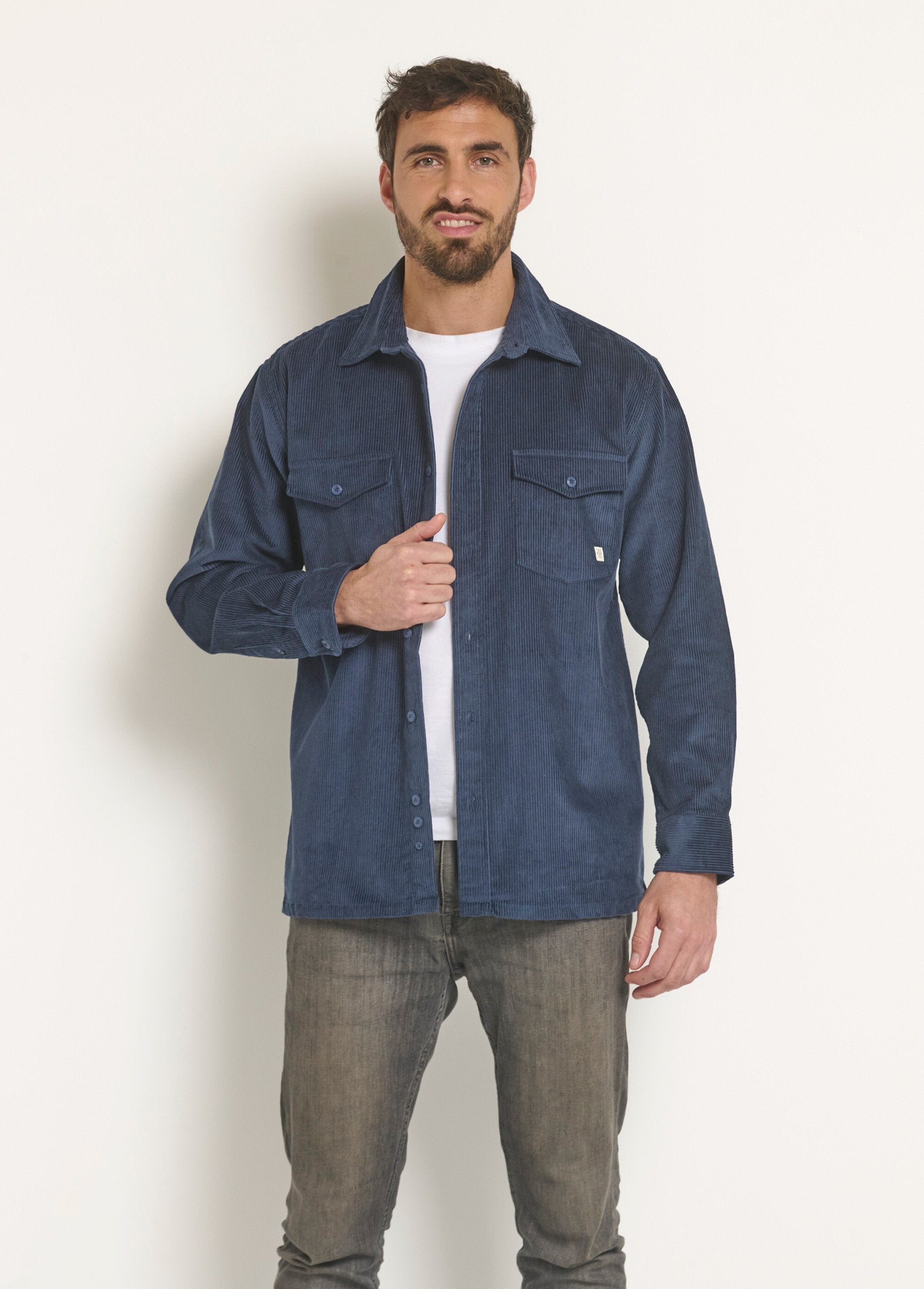 Warm_fine_ribbed_velvet_overshirt_Marine_FA1_slim