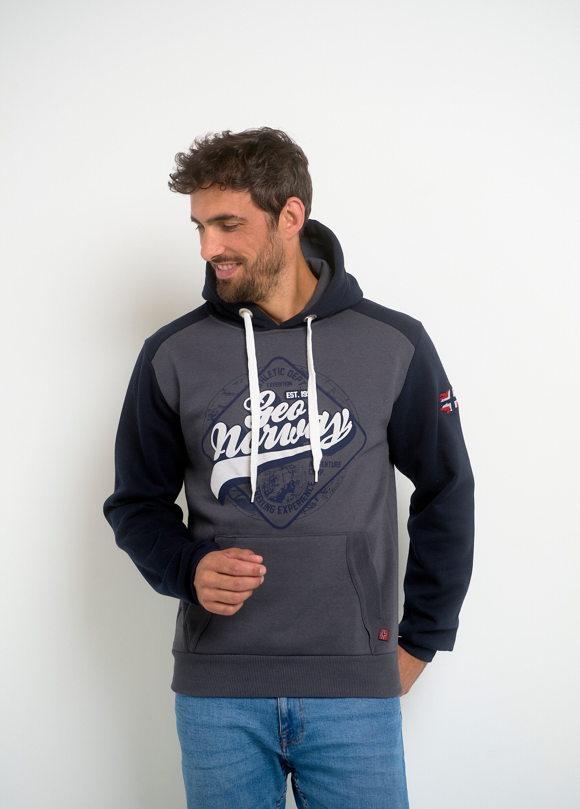 Vintage_Logo_Hoodie_Dark_gray_FA1_slim