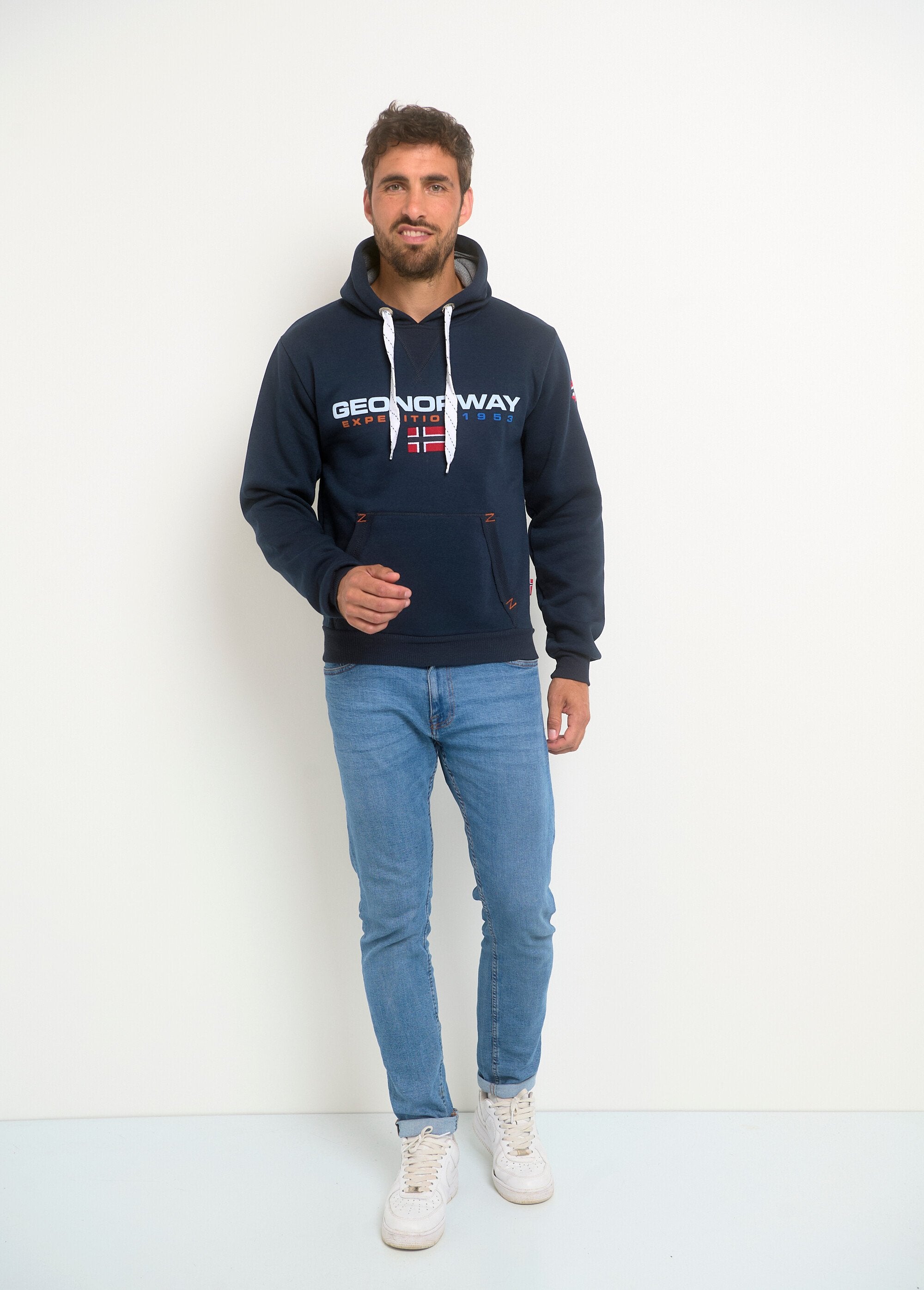 Men's_sweatshirt_with_kangaroo_pocket_Marine_SF1_slim