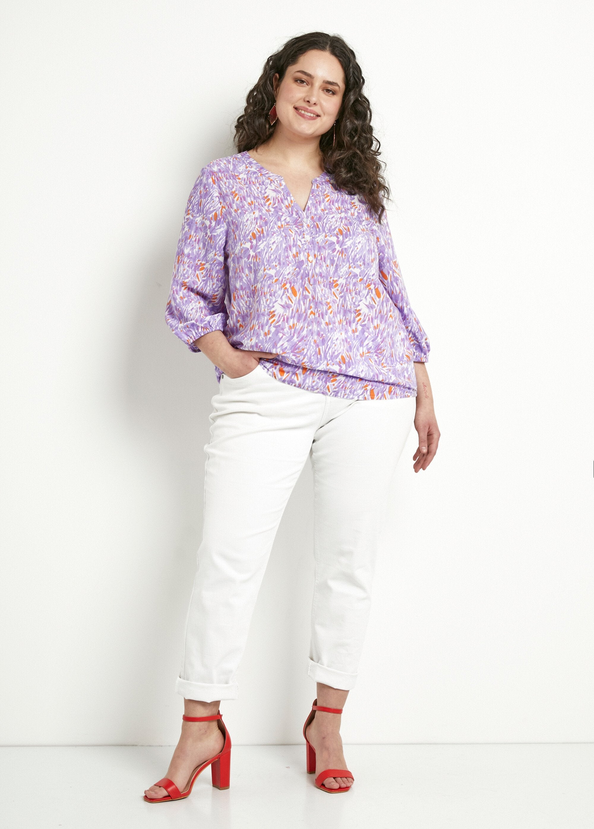 Loose_long_printed_tunic_with_3/4_sleeves_Purple_print_SF1_curvy