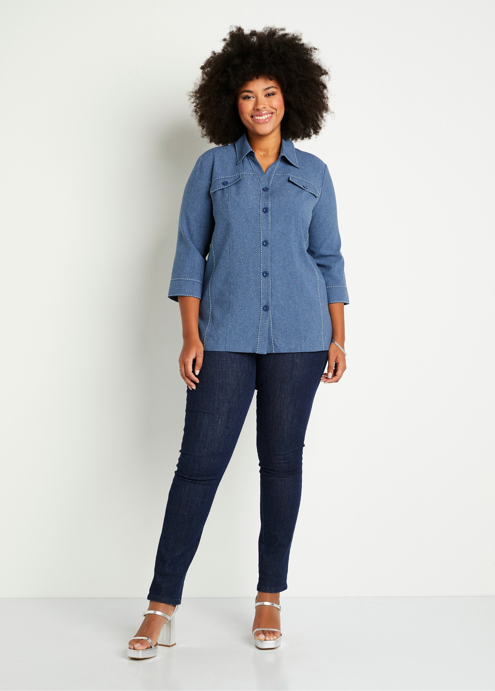 Long_buttoned_jacket_Indigo_SF1_curvy