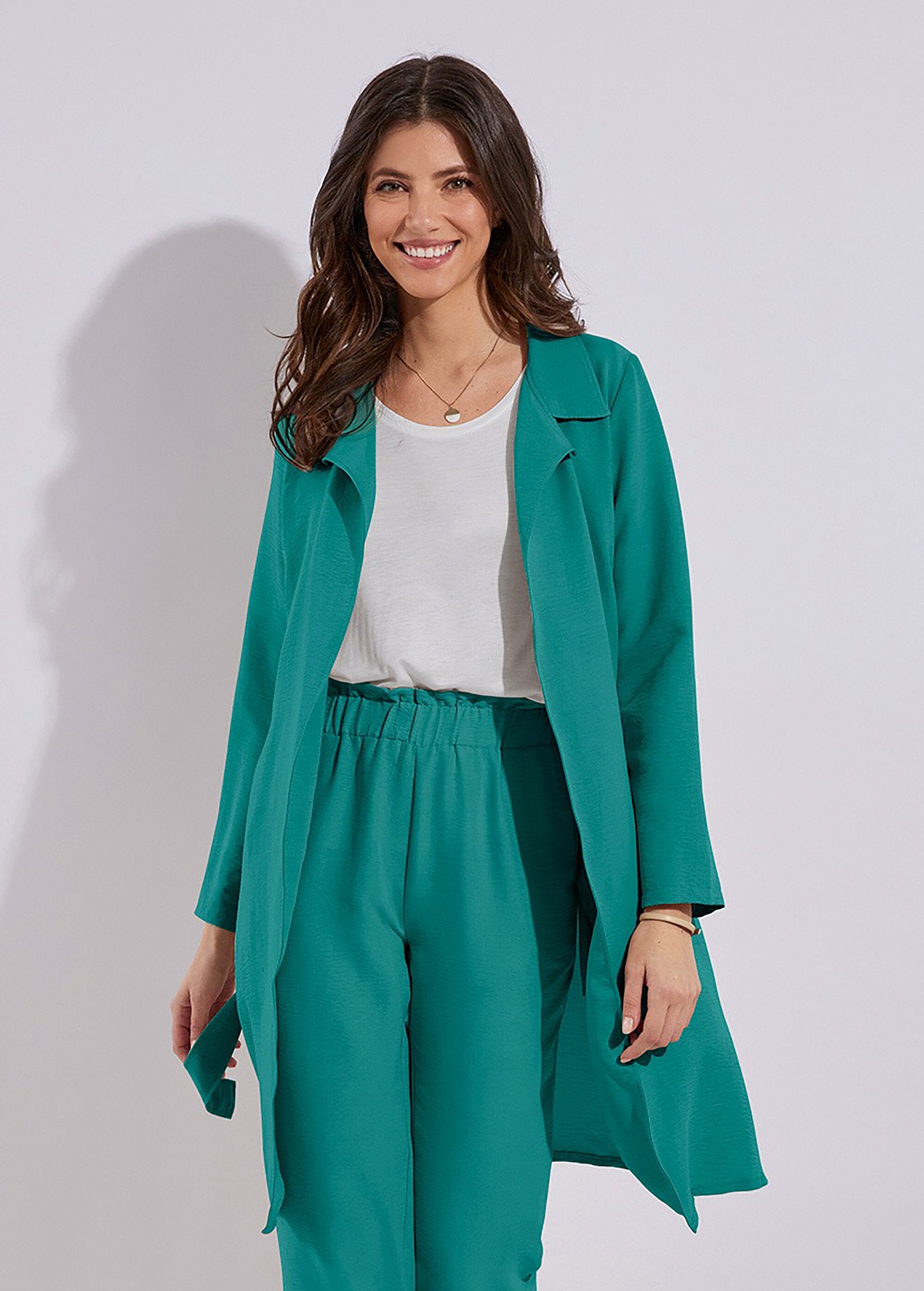 Long,_flowing_overcoat-style_jacket_Emerald_FA1_slim